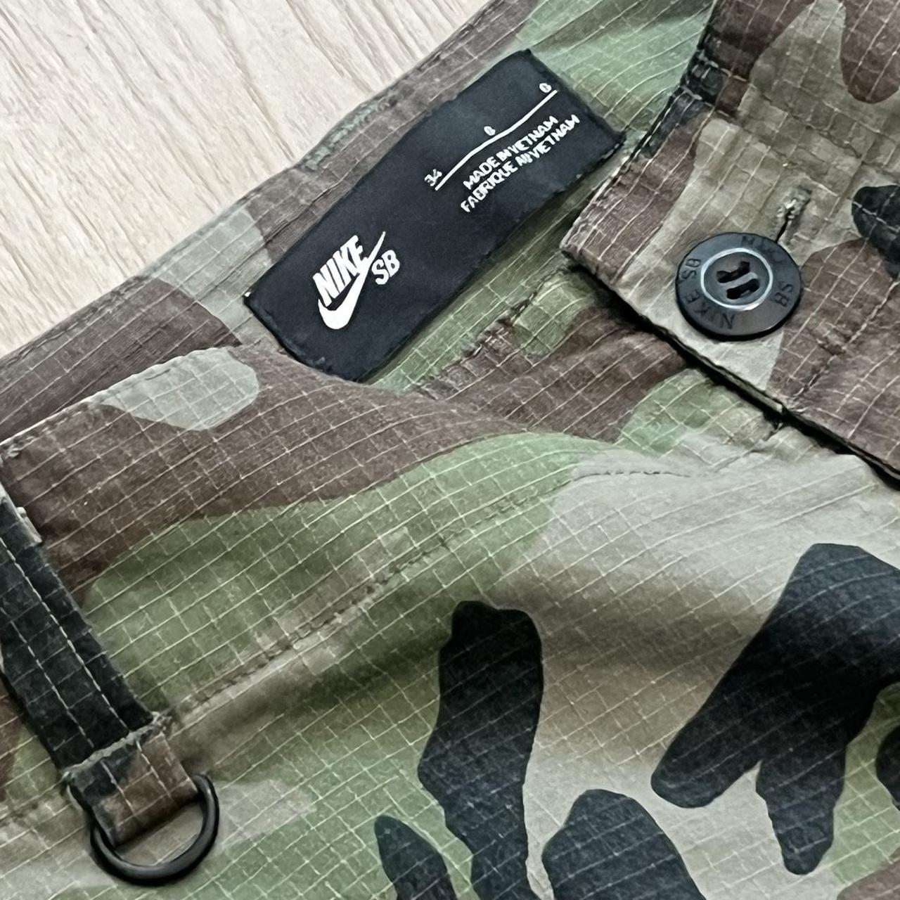 mens nike sb camo pants