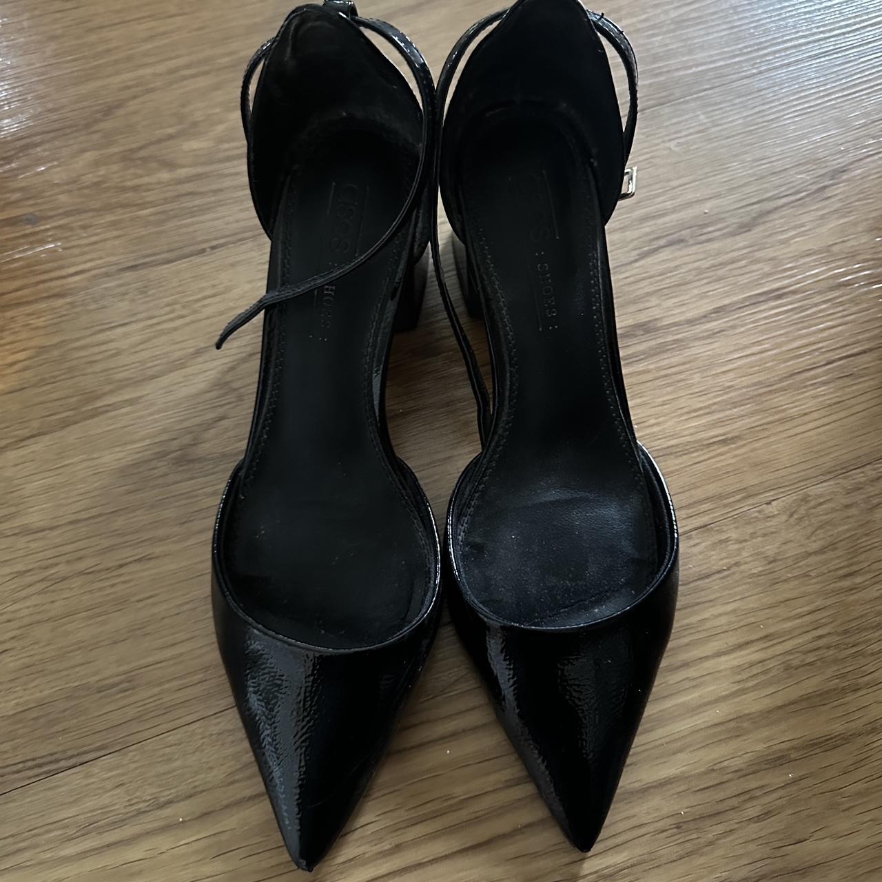 item listed by roberta222