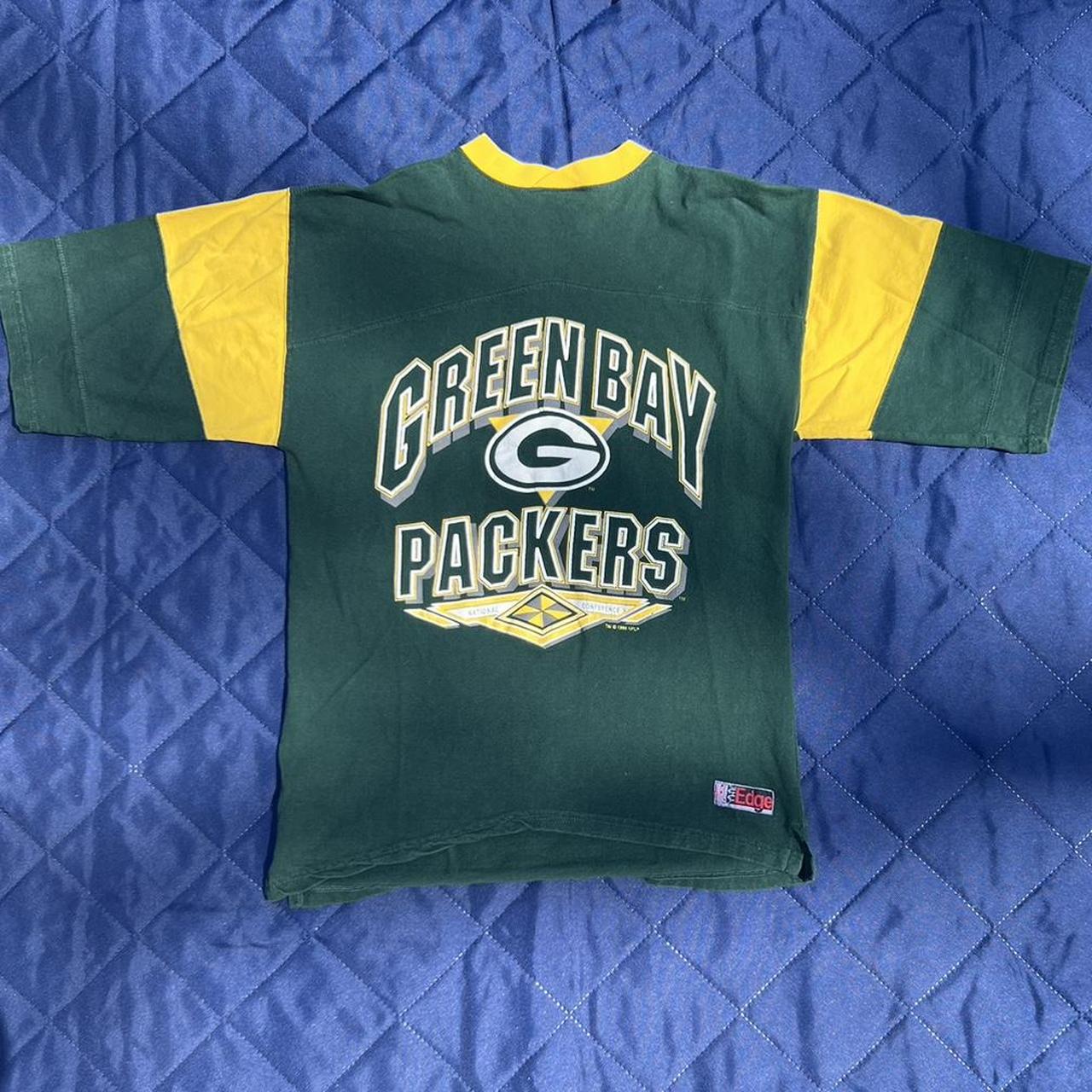 Vintage 1995 Green Bay Packers tee. 3/4 sleeve. - Depop