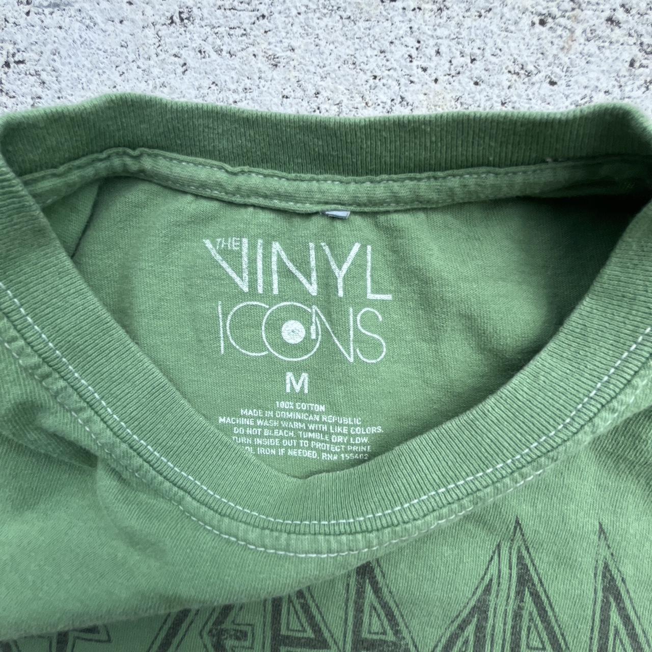 Tillly’s Def Leppard green t shirt #DefLeppard