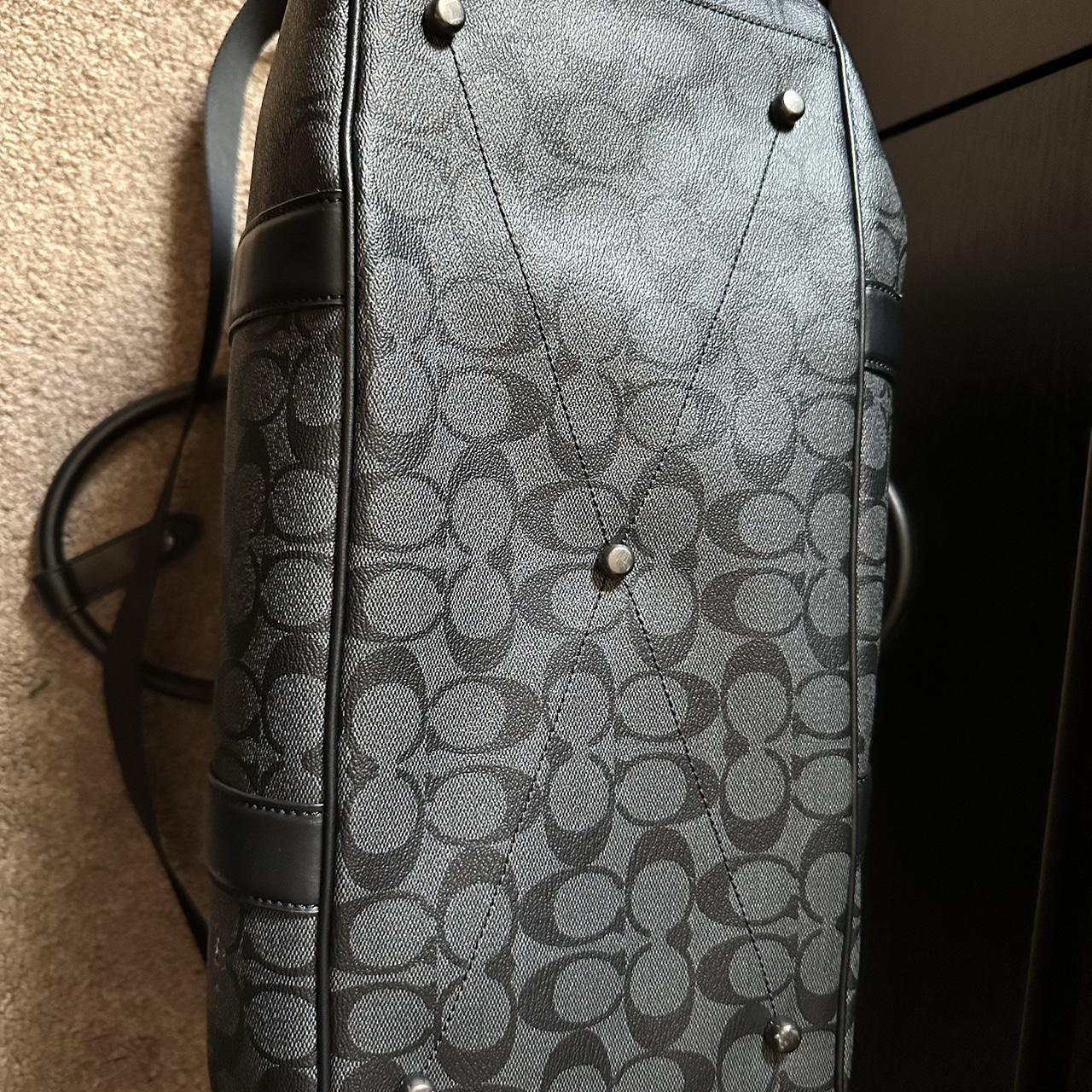 Coach Men's Black and Grey Bag | Depop