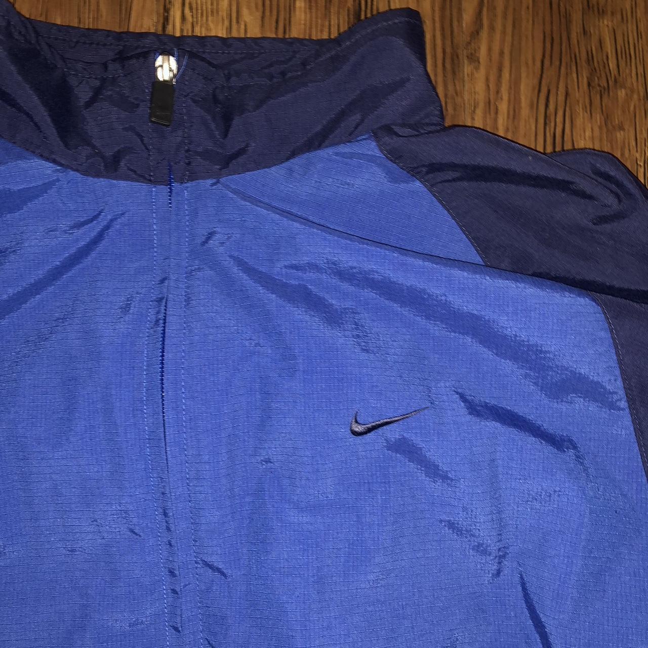 Nike Men's Navy and Blue Jacket Depop