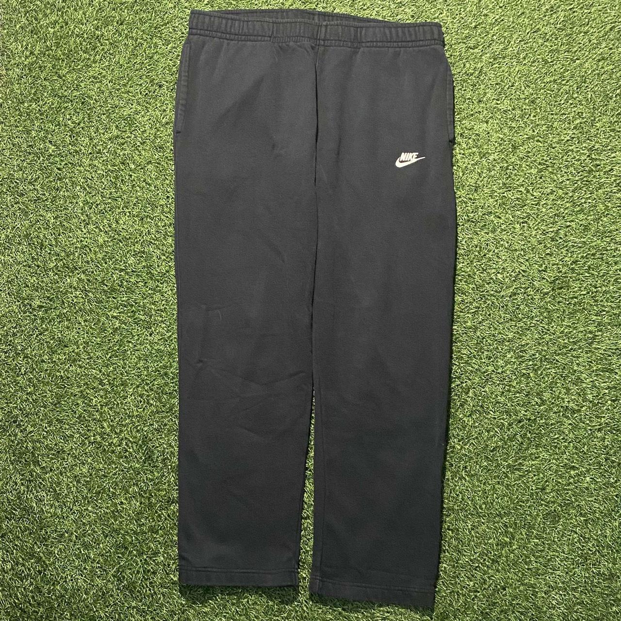 modern-nike-sweat-pants-measurements-xl-fit-like-depop