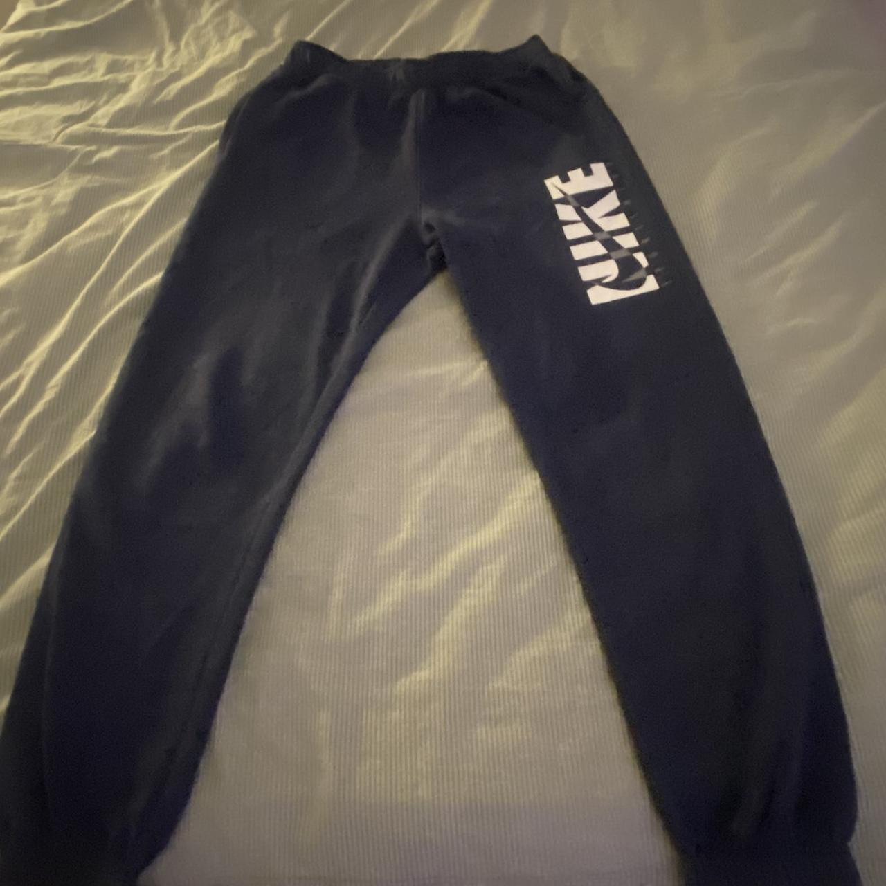 mens navy nike joggers