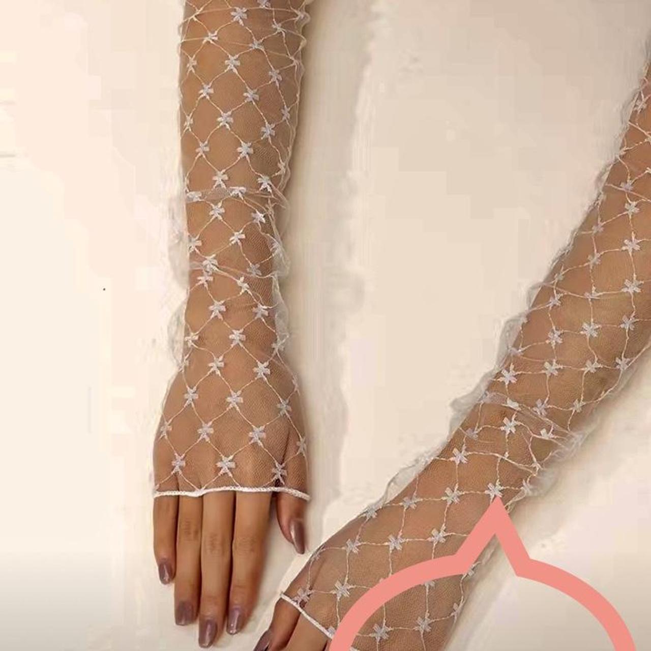 Women's White Gloves