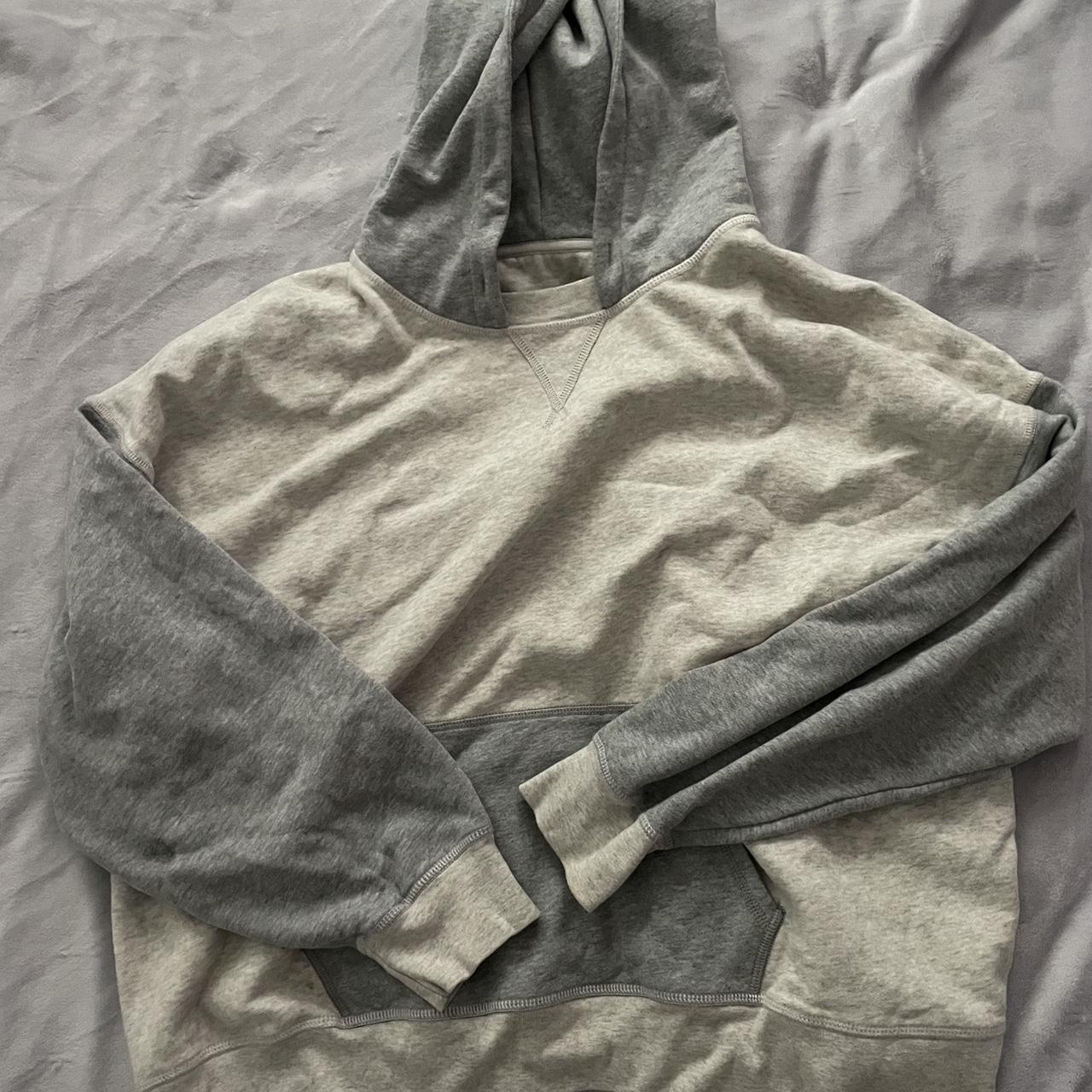 American Eagle Women's Cream and Grey Hoodie | Depop