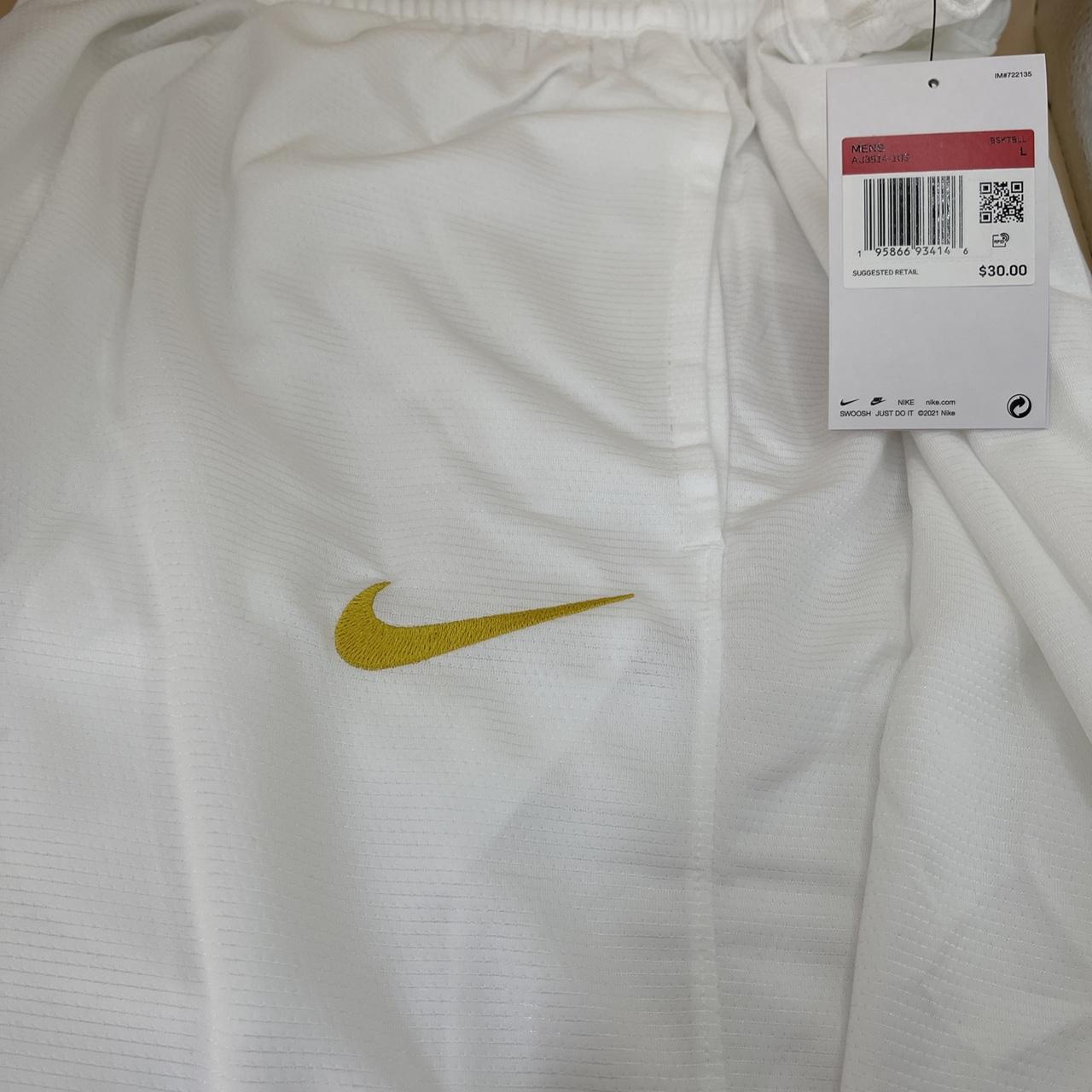 White and store gold nike shorts