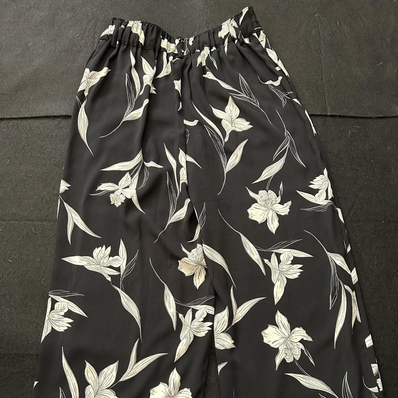 A New Day Women's Black and White Trousers