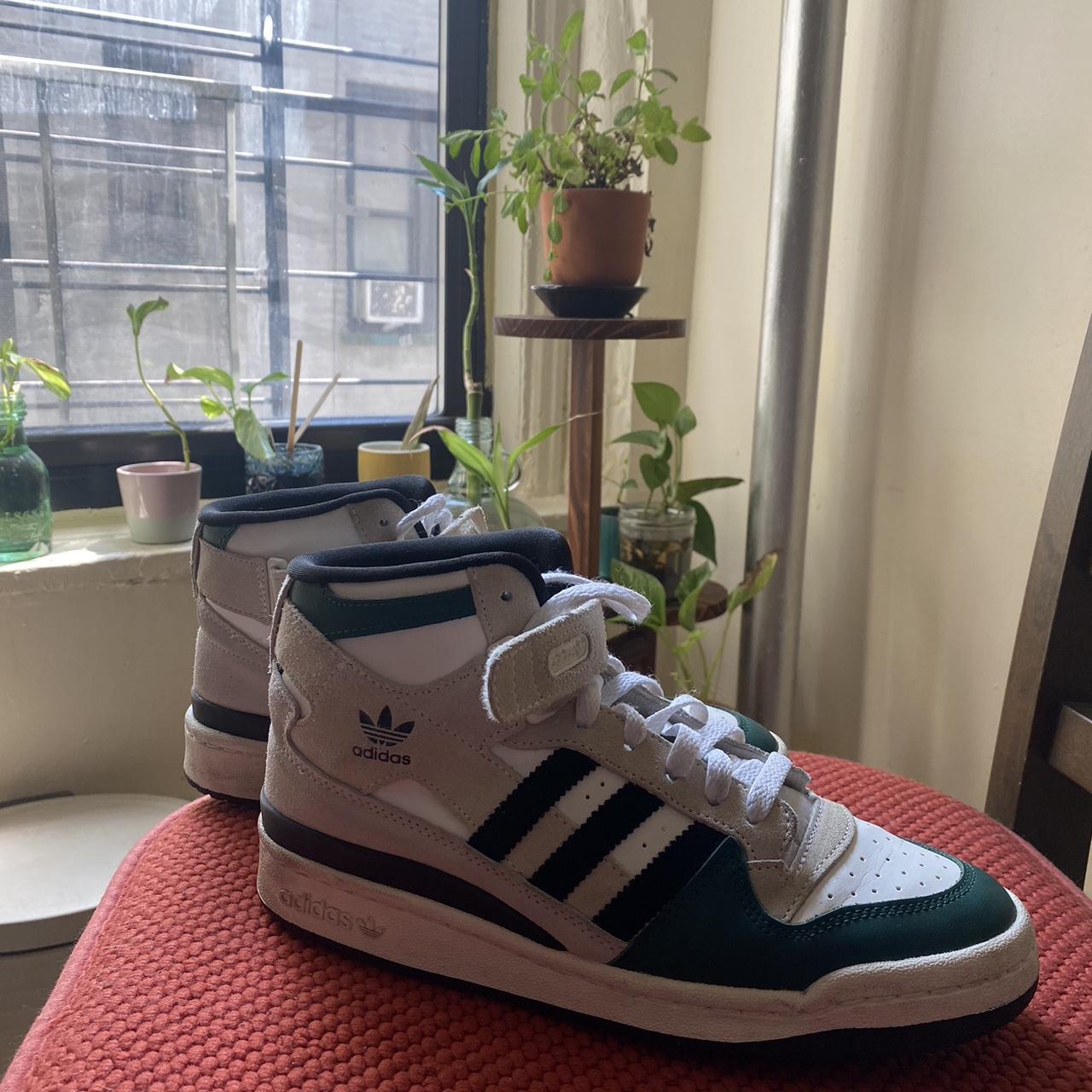 Adidas Men's Cream and Green Trainers (2)