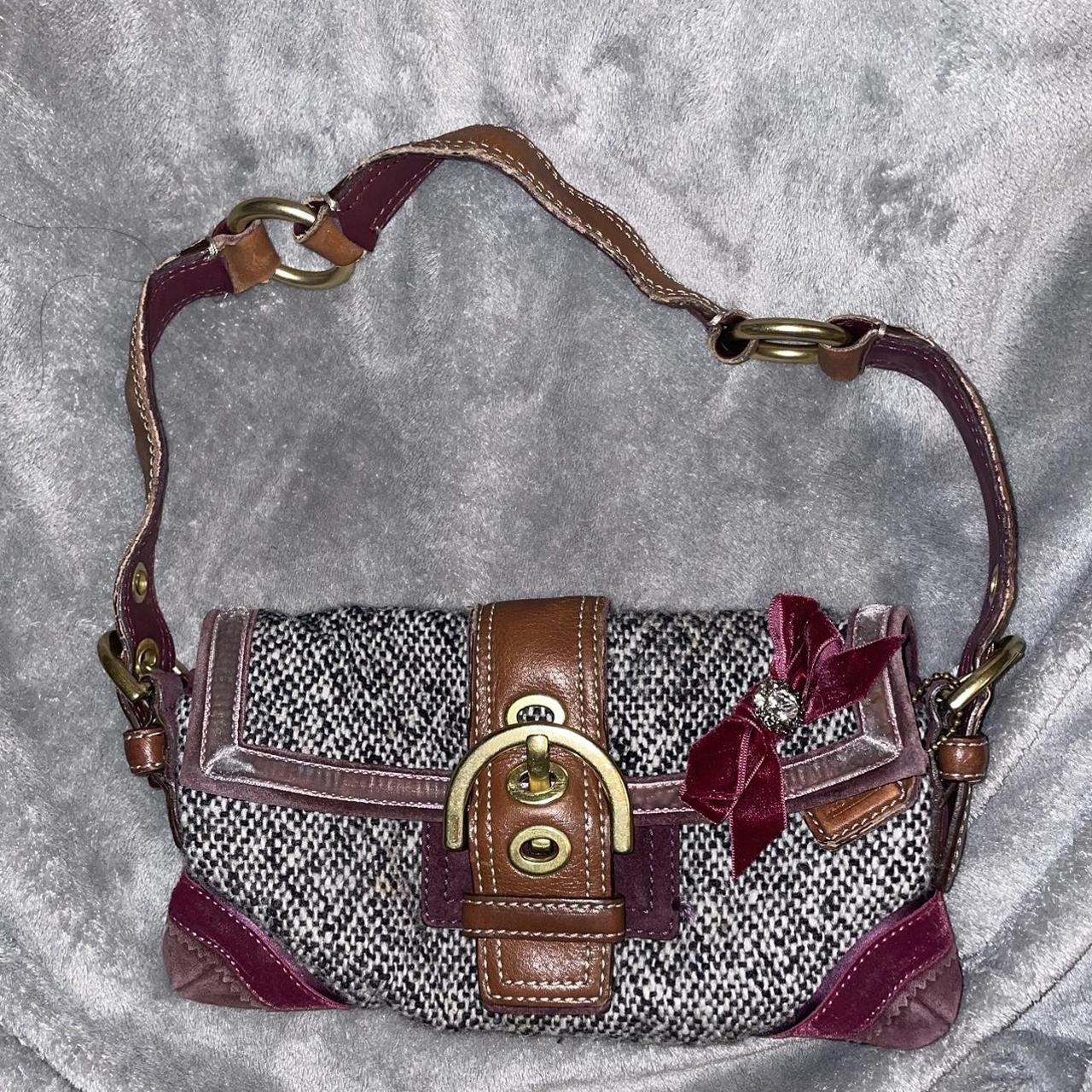 Sought after Vintage Y2k Coach Demi Buckle shoulder - Depop