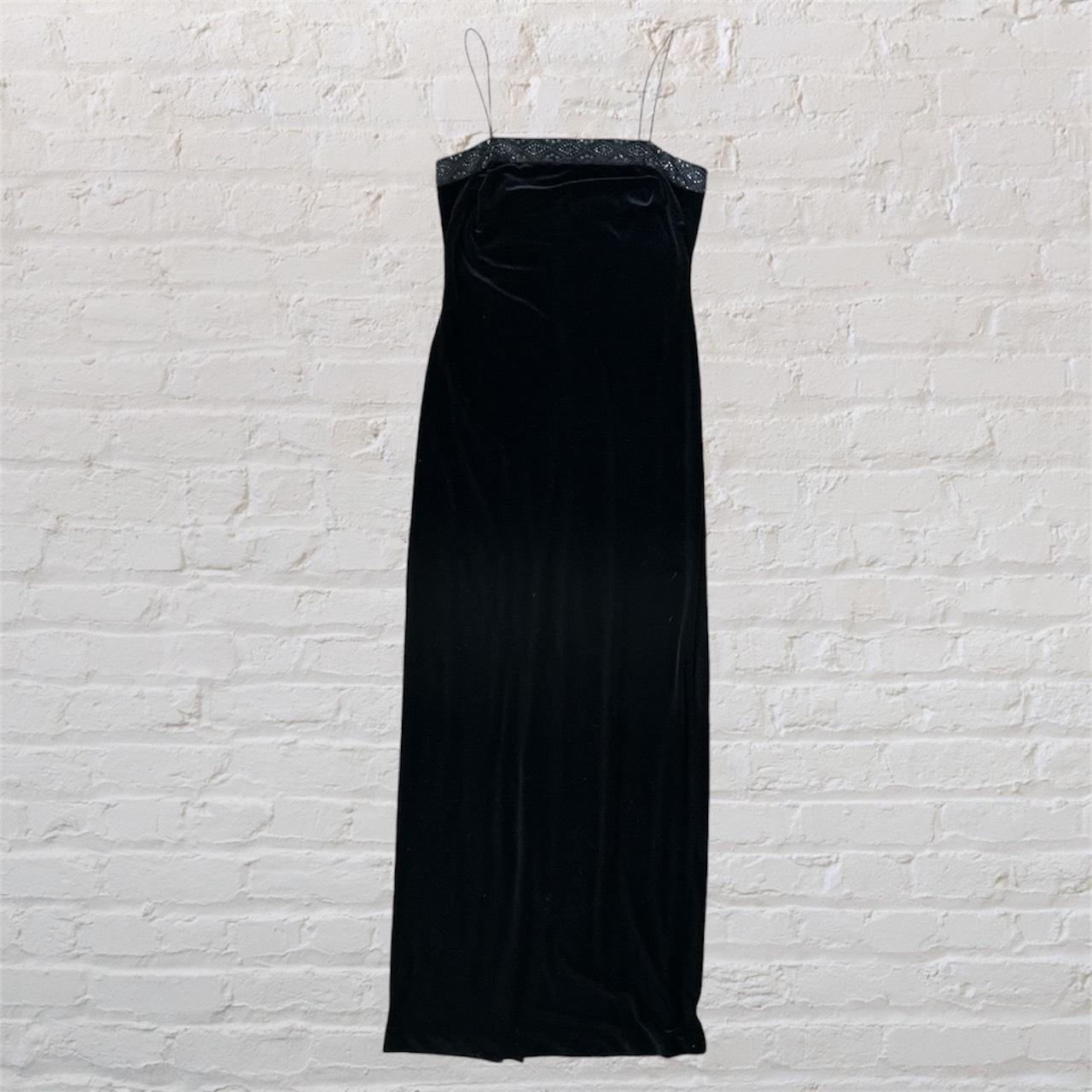 item listed by kuronimi
