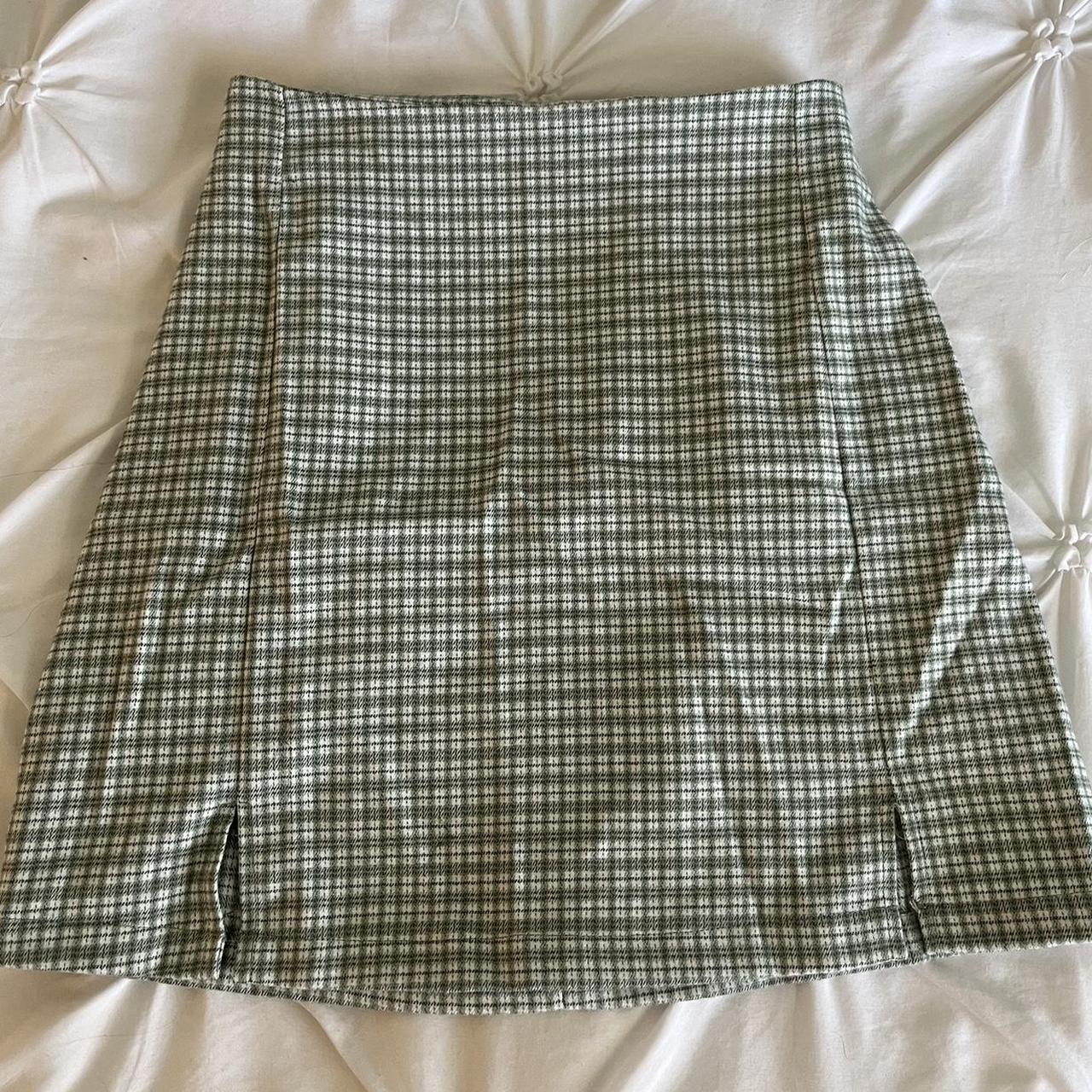 Brandy Melville Women's Skirt | Depop