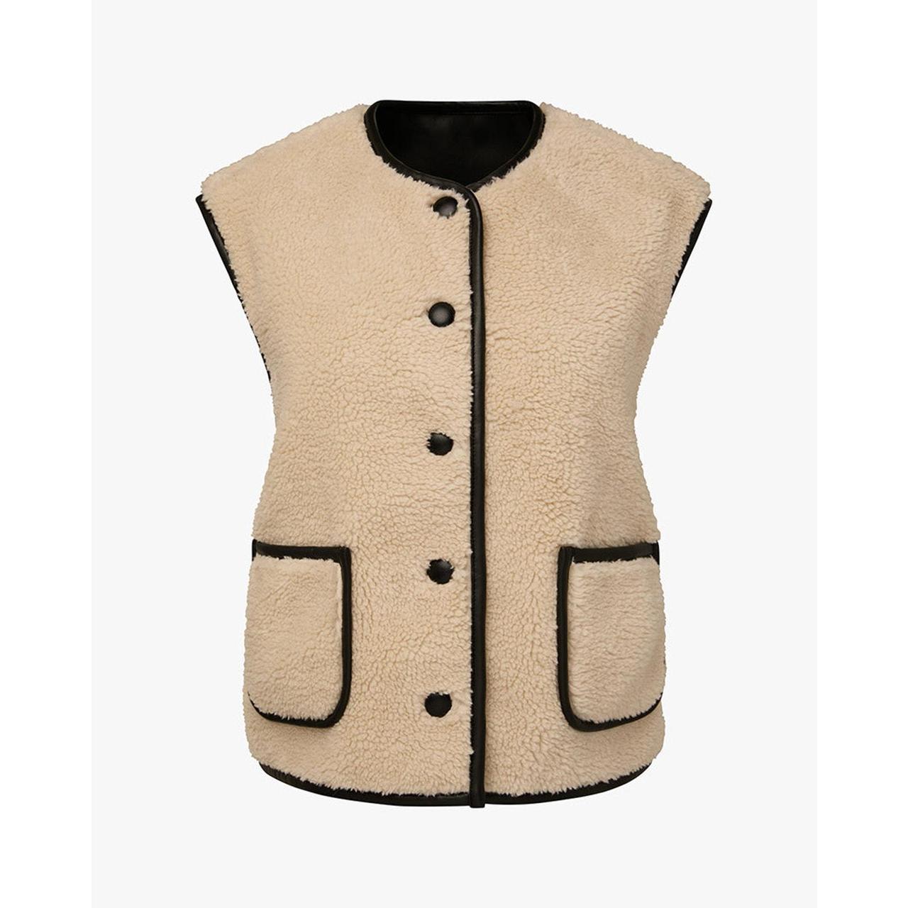 item listed by sellerslays