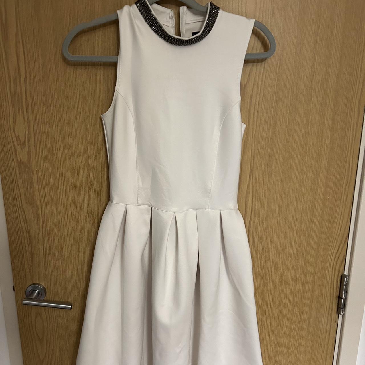 item listed by z4r4_dogg4rt