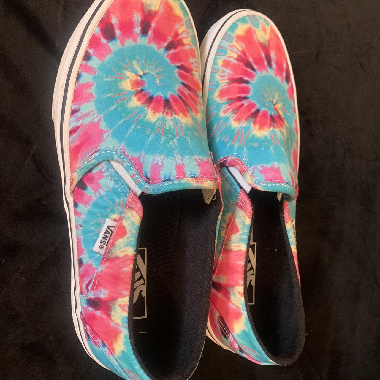 Tie dye vans 2024 slip on womens