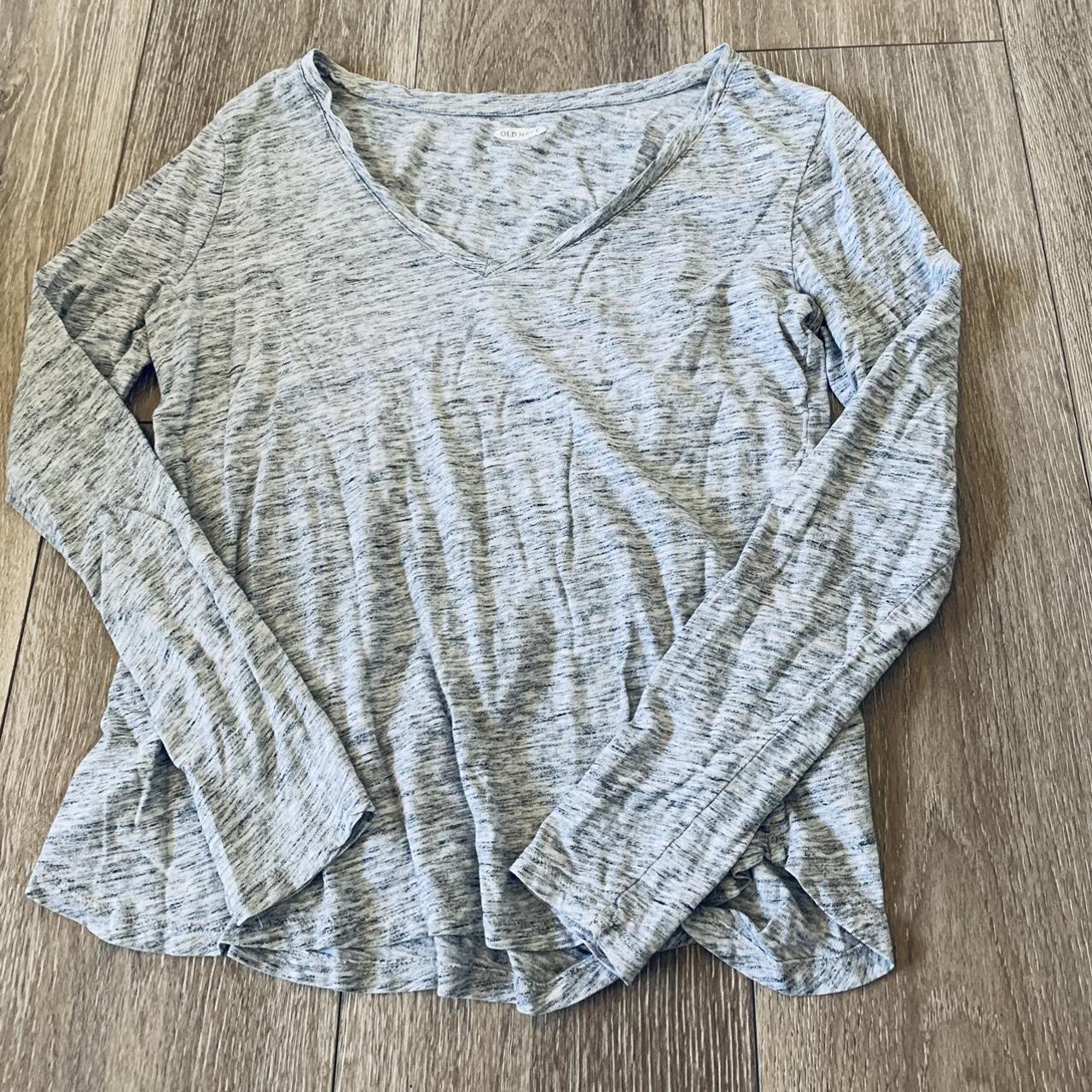 Women's Grey and Silver T-shirt | Depop