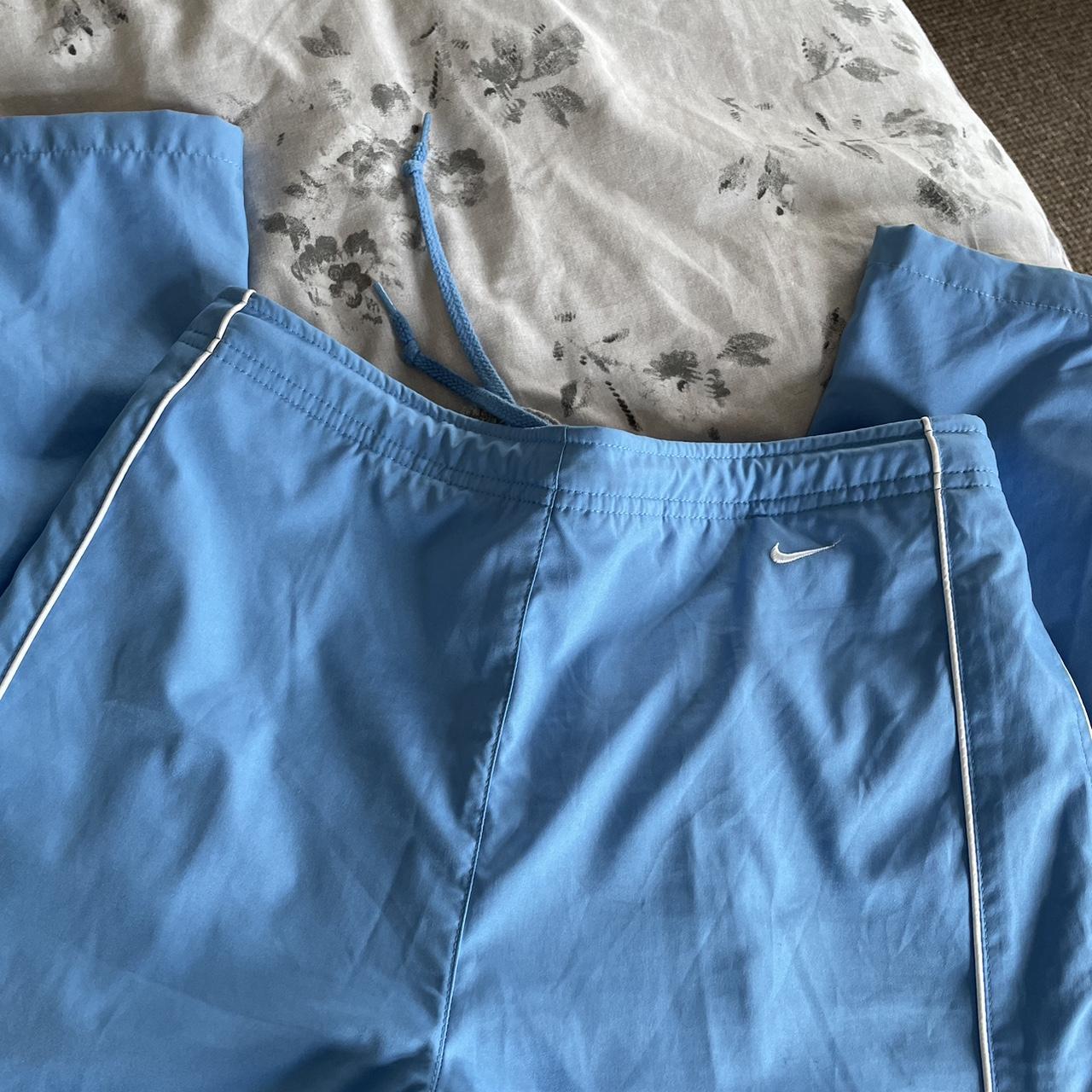 womens blue nike joggers