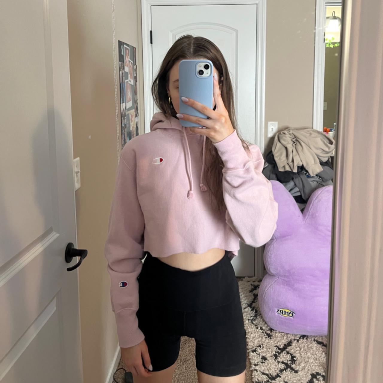 Light pink cropped champion on sale hoodie