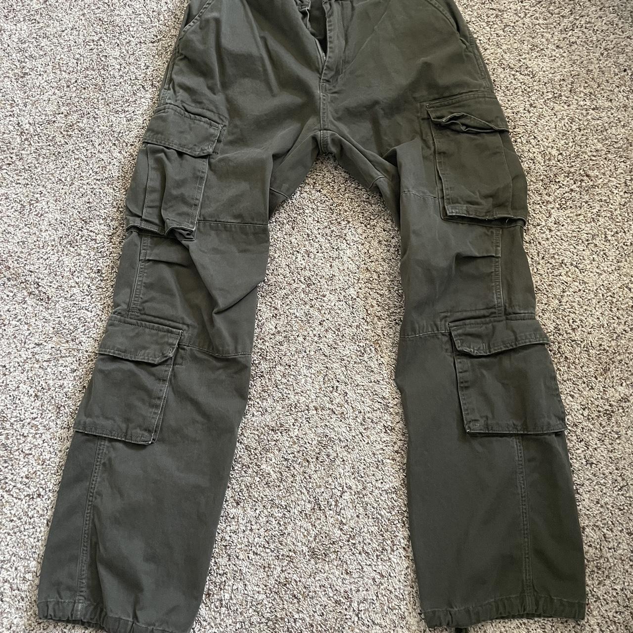 y2k jcrew cargo pants condition: 10/10 size: 30” - Depop