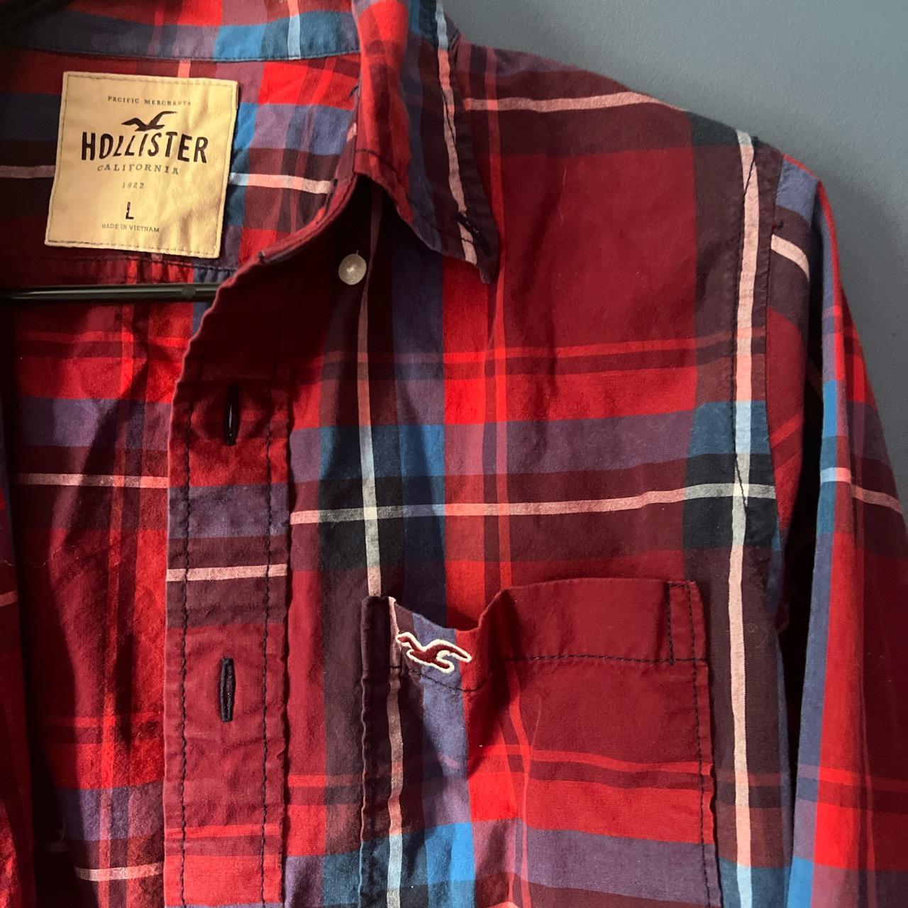 Hollister button up shirt Size L