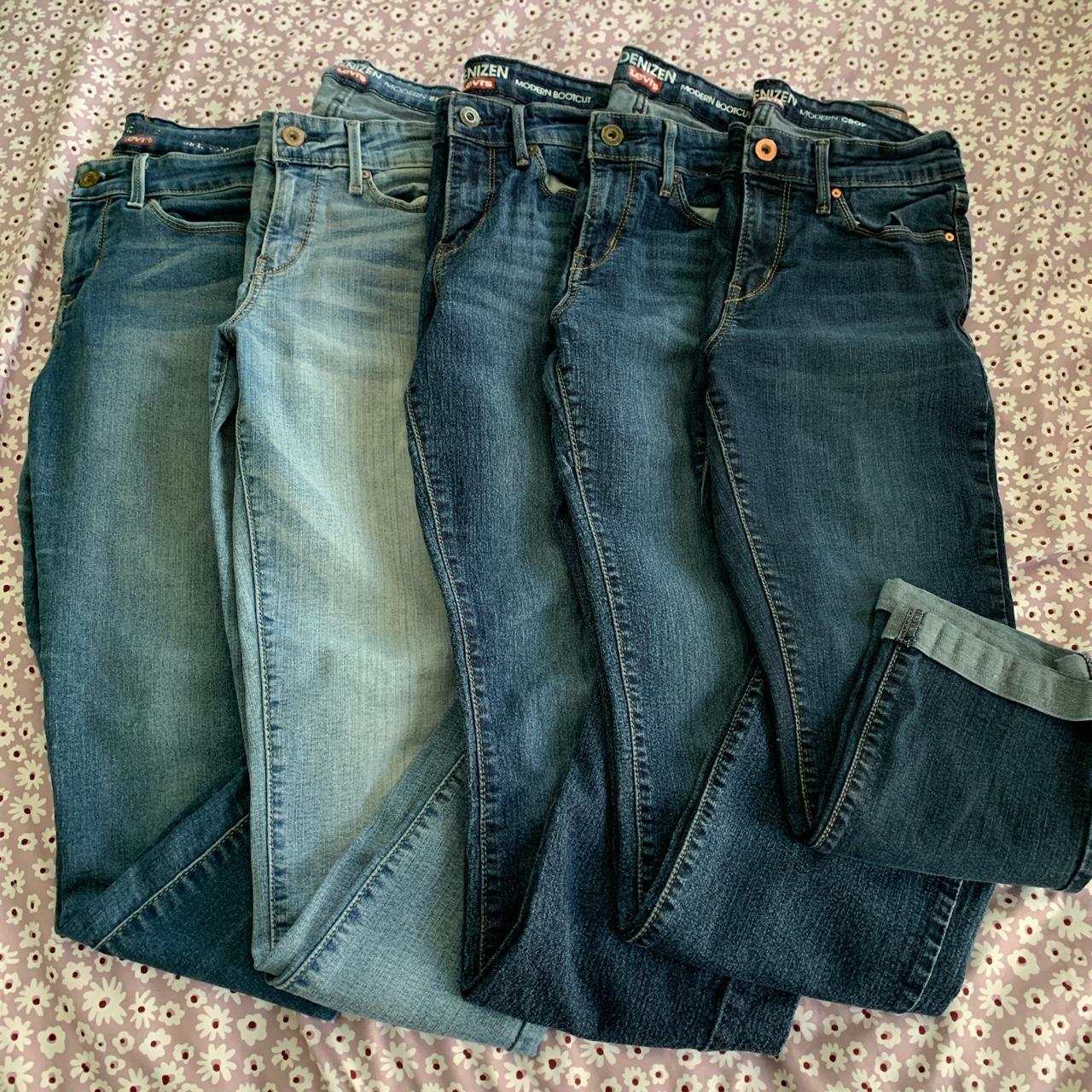 DENIZEN Women's Blue Jeans | Depop