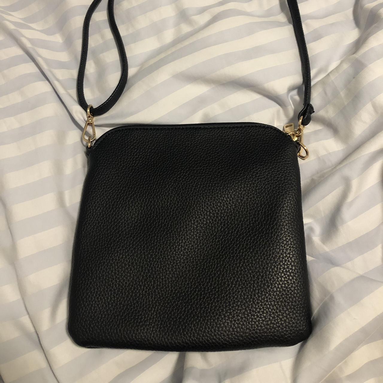 Women's Black and Gold Bag | Depop