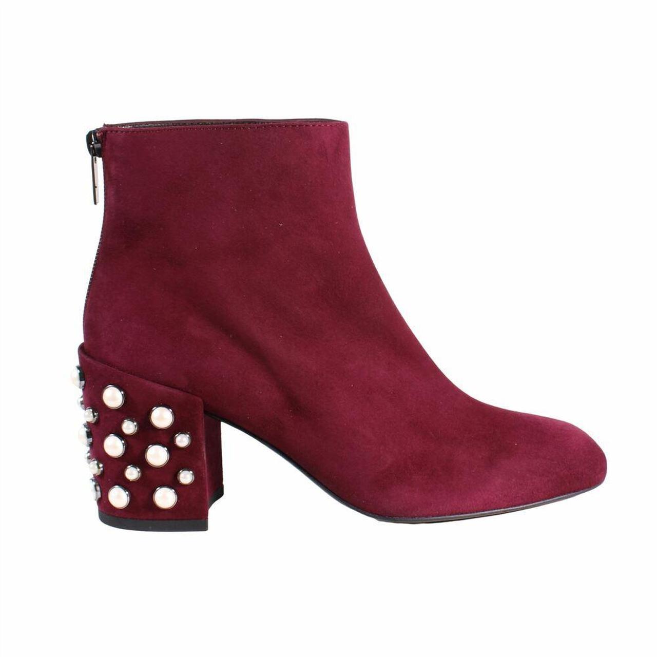 stuart weitzman pearl boots