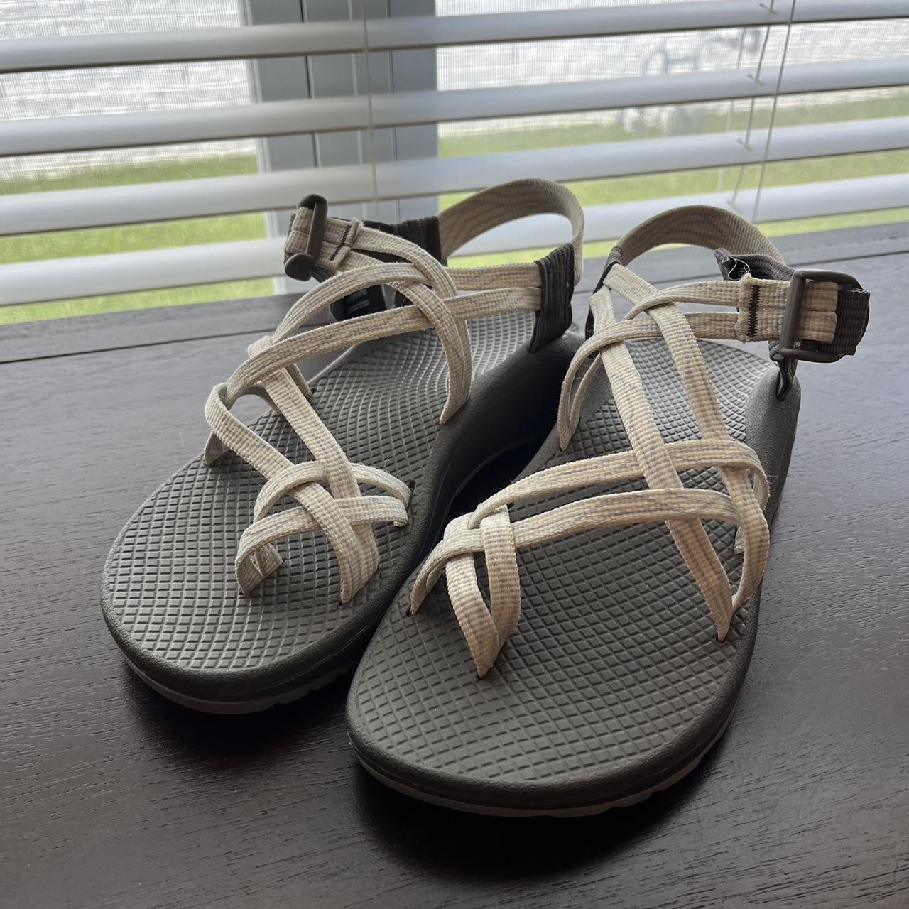 chacos grey