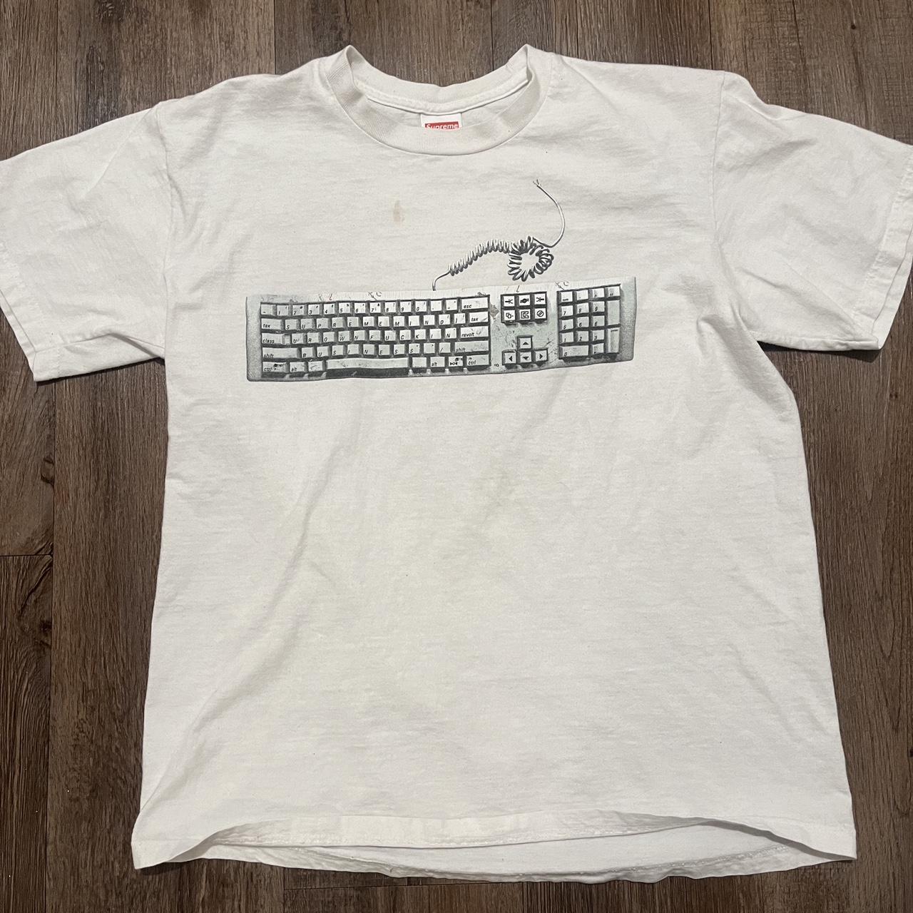 Supreme keyboard 2024 tee black