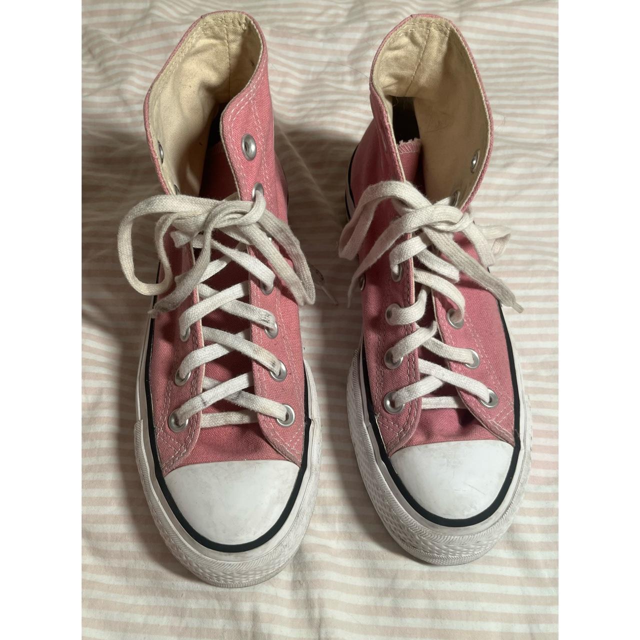 ladies pink converse size 6