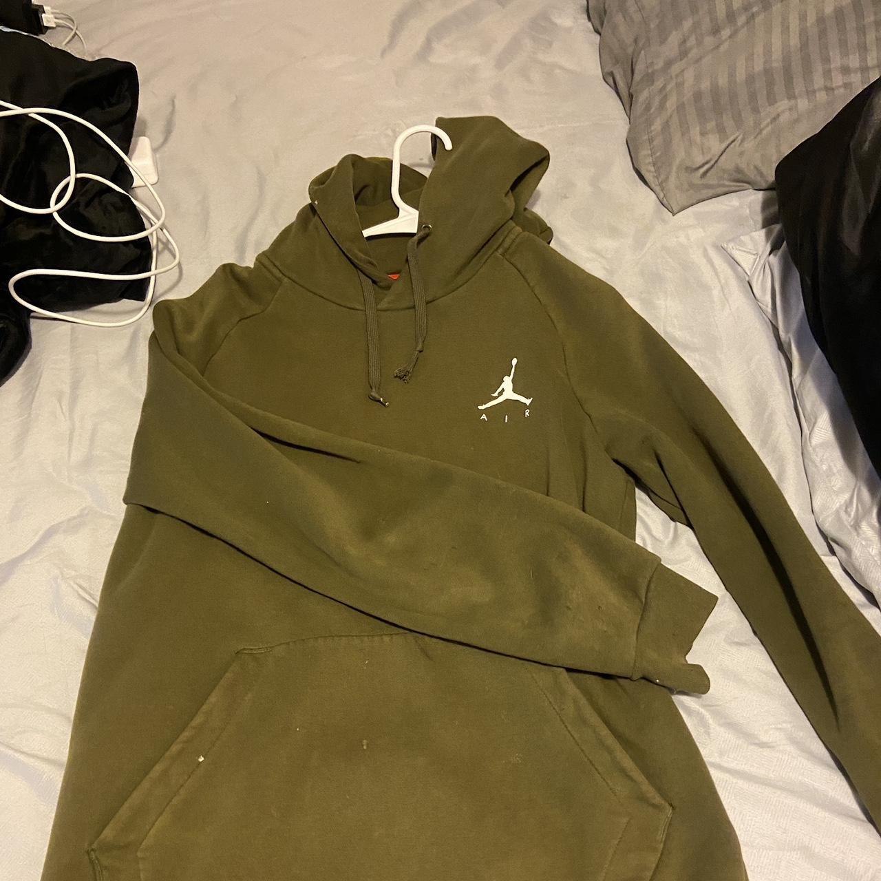 Olive green clearance jordan hoodie