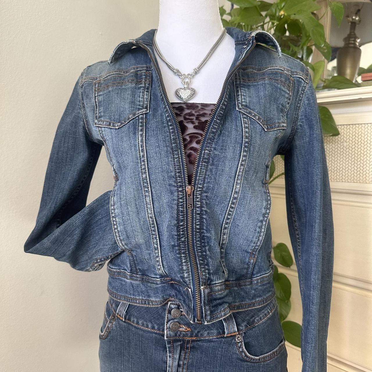 item listed by foxysvintageshop