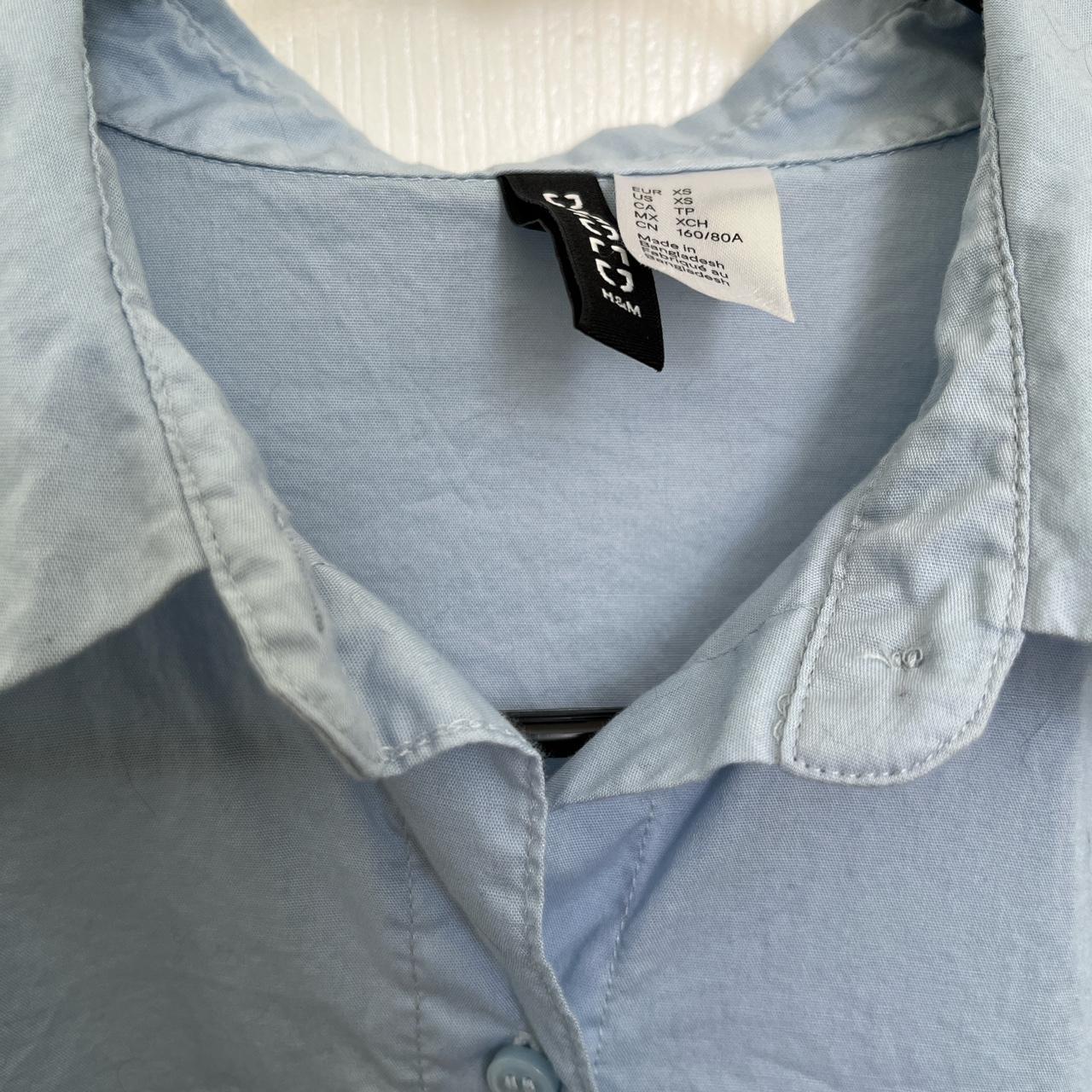 H&M cropped button up shirt I see no flaws on it... Depop