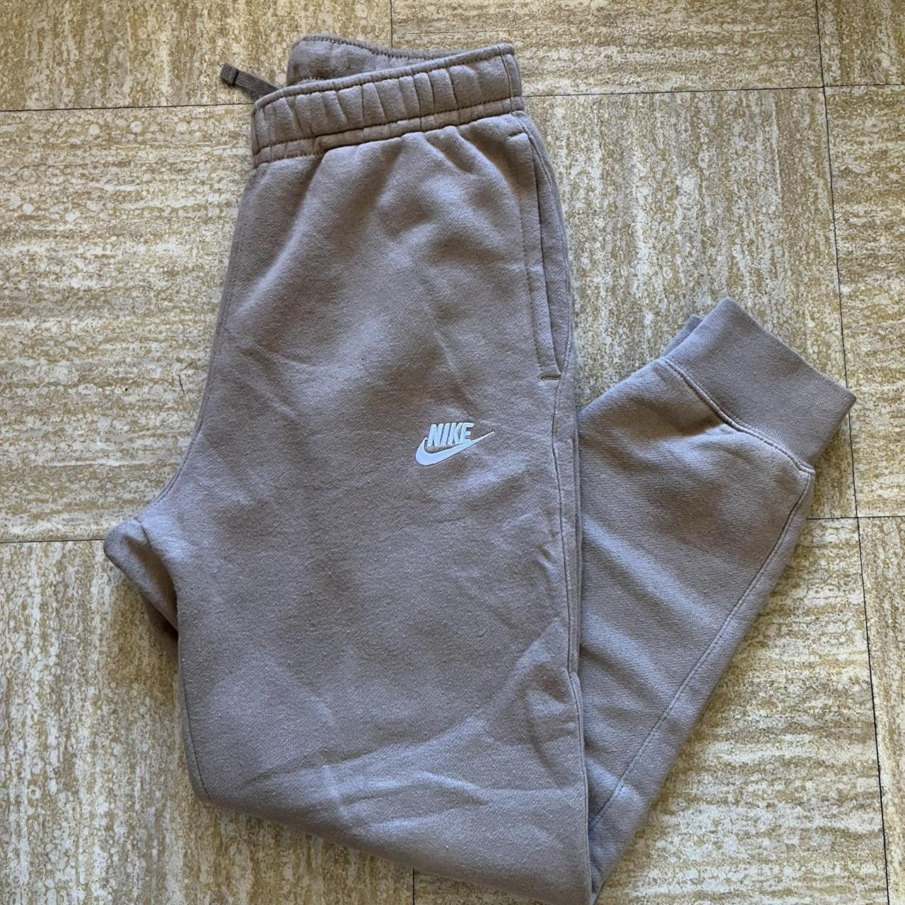 👖 Jogging Nike 🎨 Beige 🏷 Référence Depop