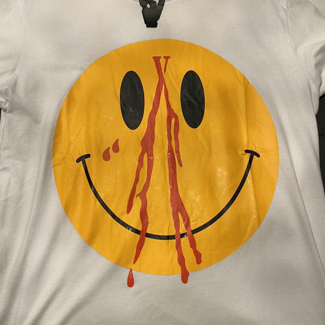 Vlone smiley outlet face tee