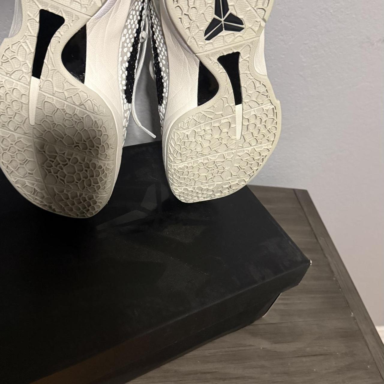 Nike Men's Sneakers - White/Cream - US 11 – Kobe … - image 3