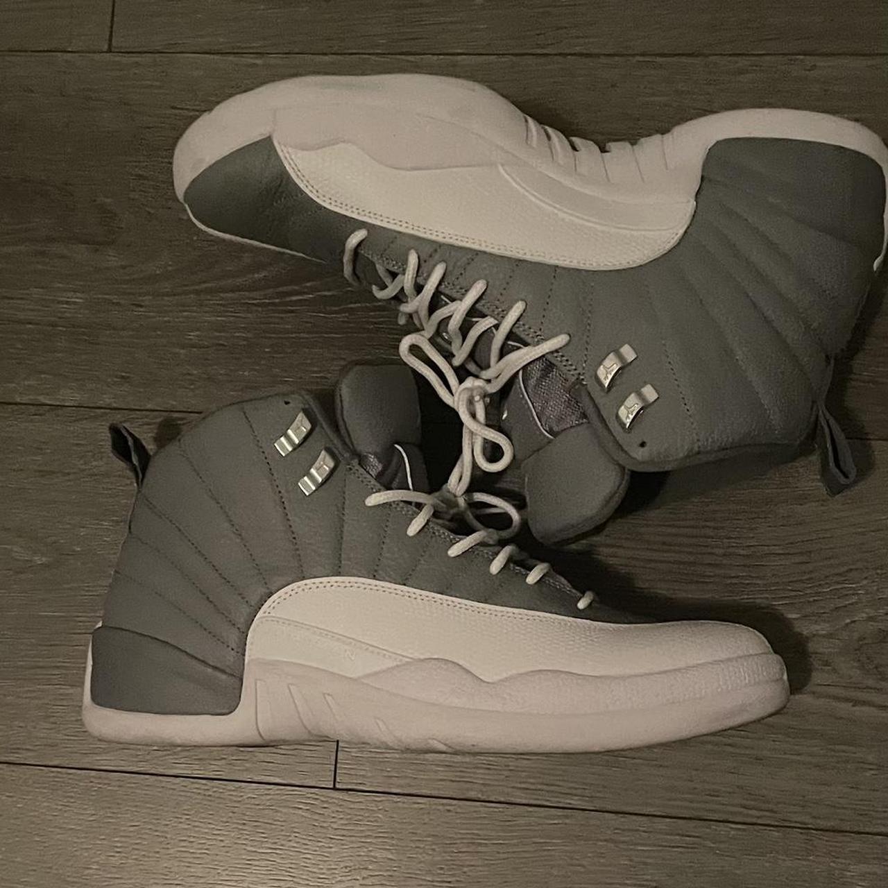 how to tell if jordan 12 are real