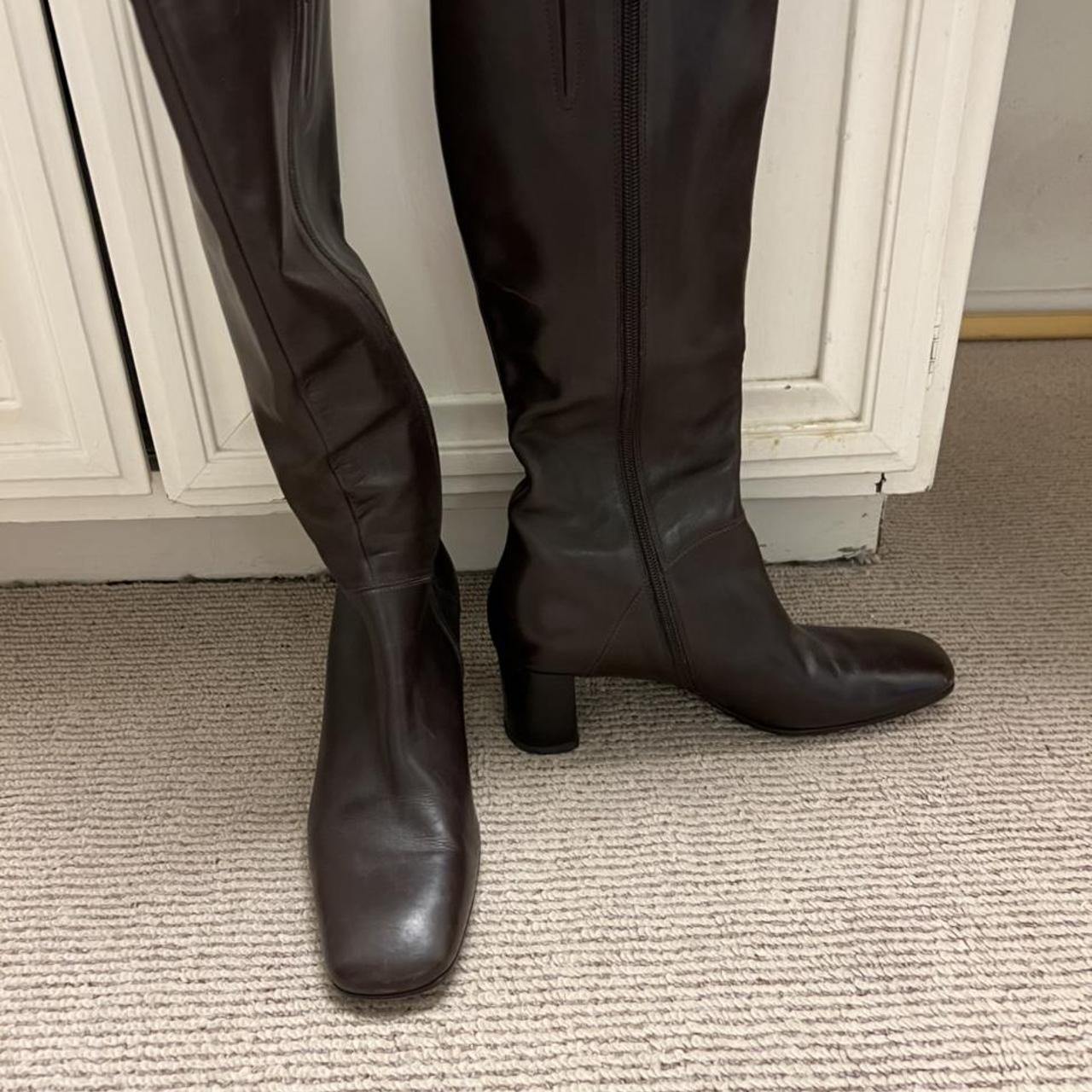 Via Spiga Women's Brown Boots | Depop