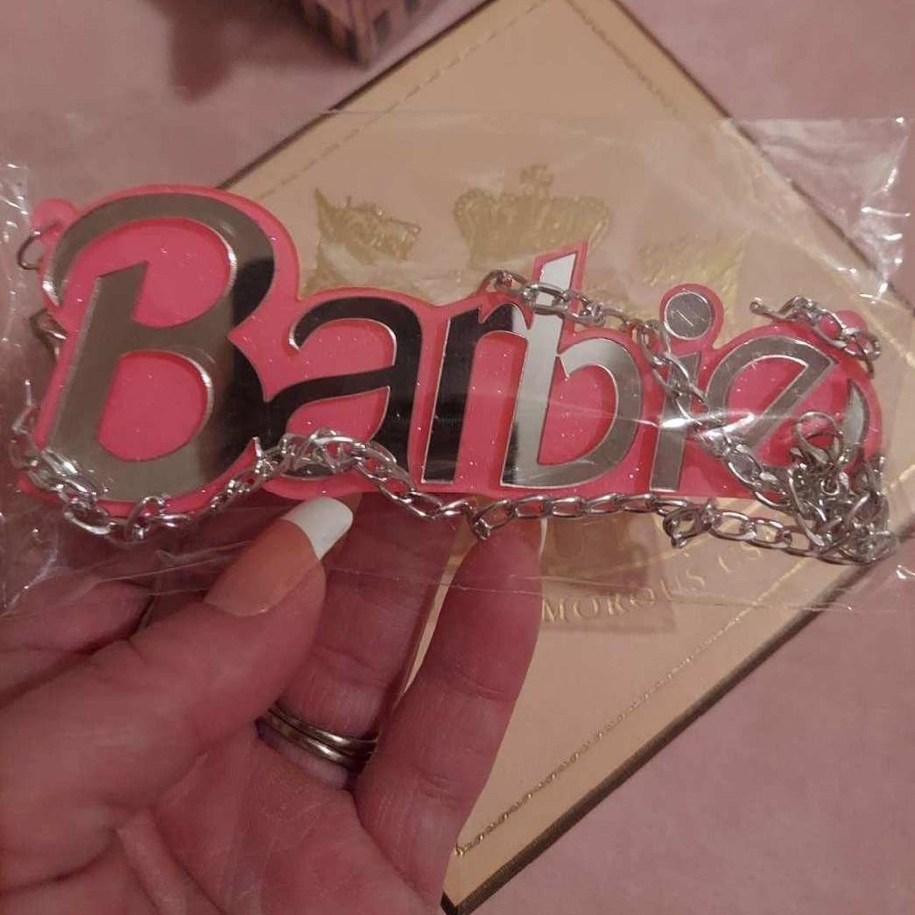 Silver hot sale barbie necklace