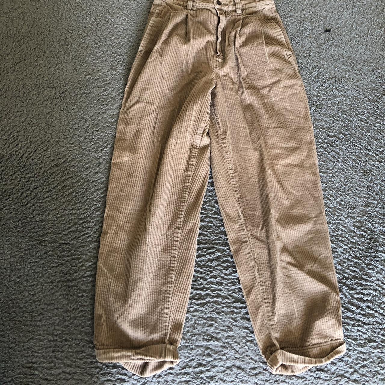 Eddie Bauer Women's Tan and Brown Trousers | Depop