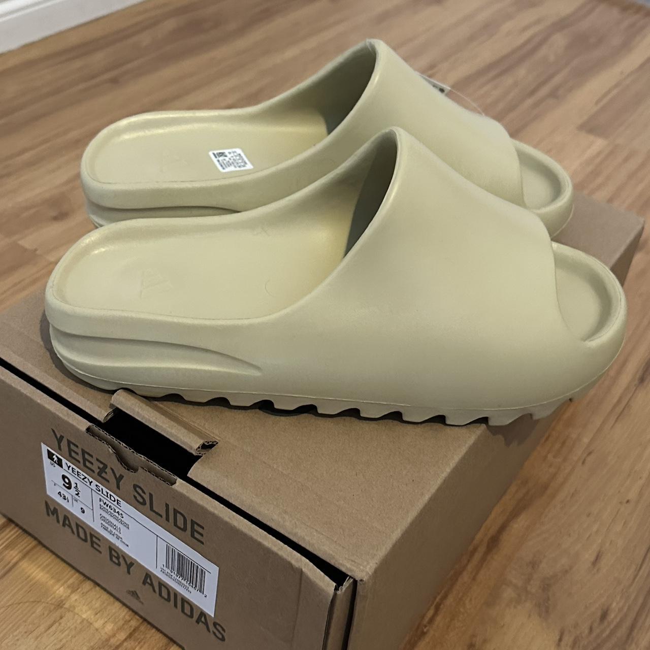 yeezy slides cost