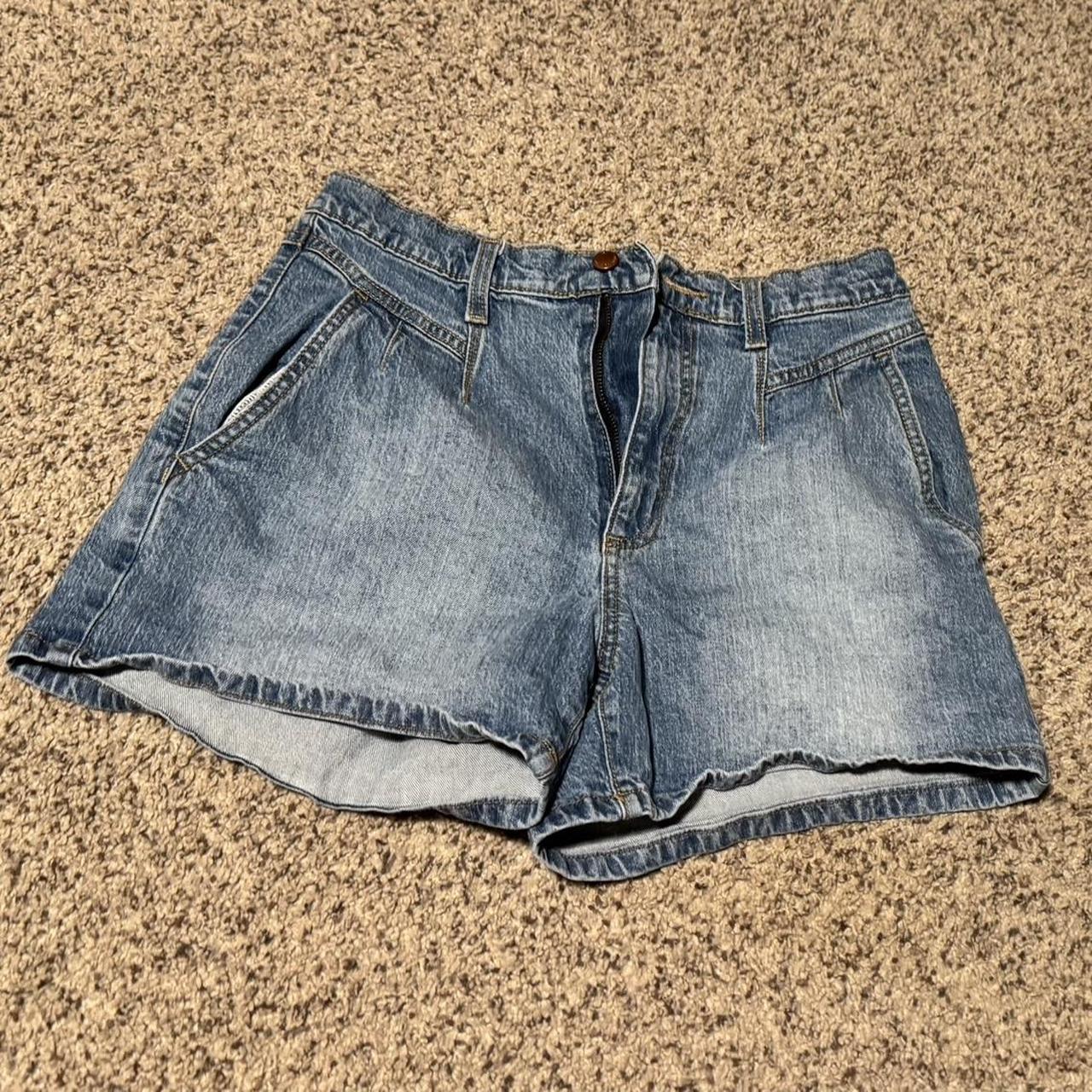 item listed by keelyrohrbach9