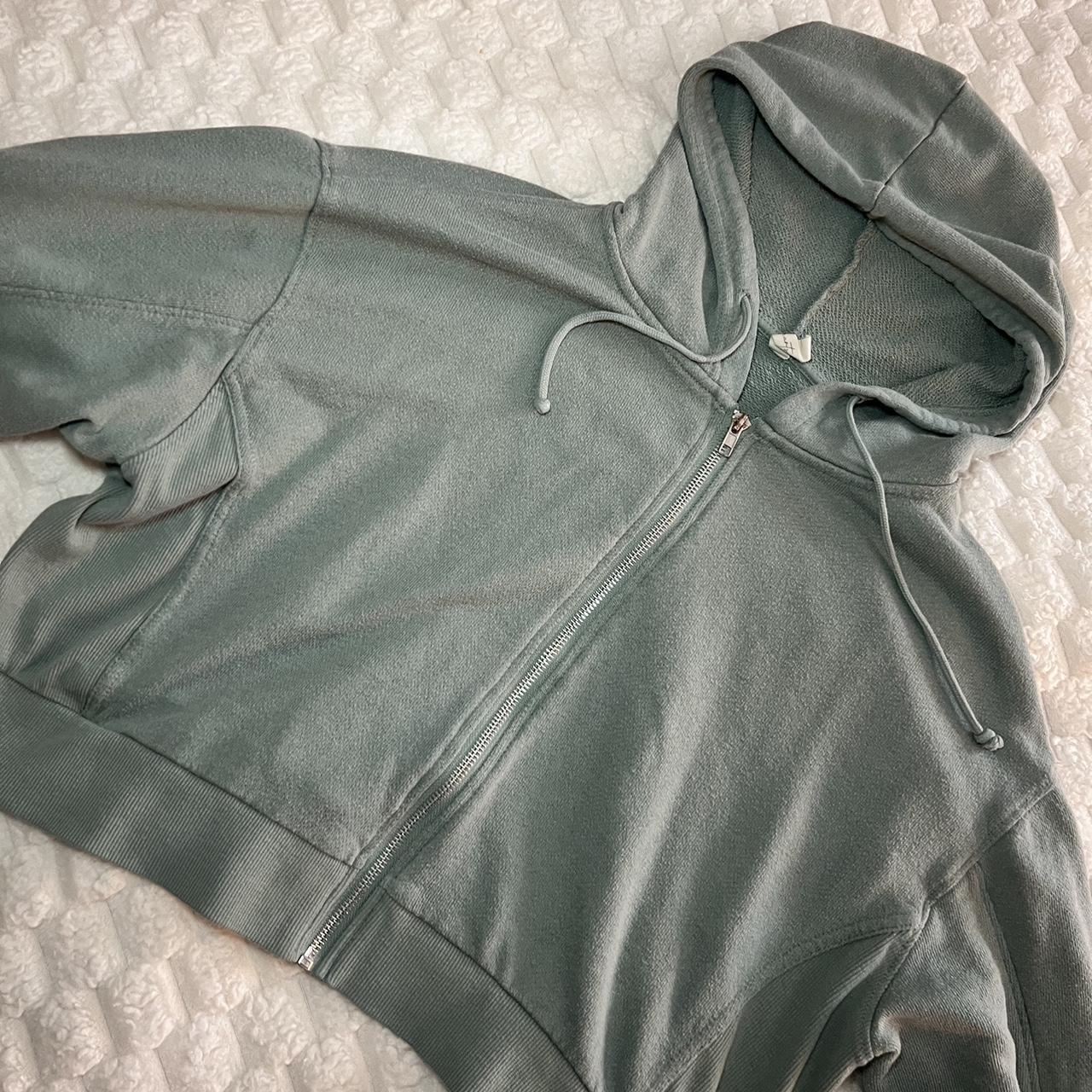 item listed by keelyrohrbach9