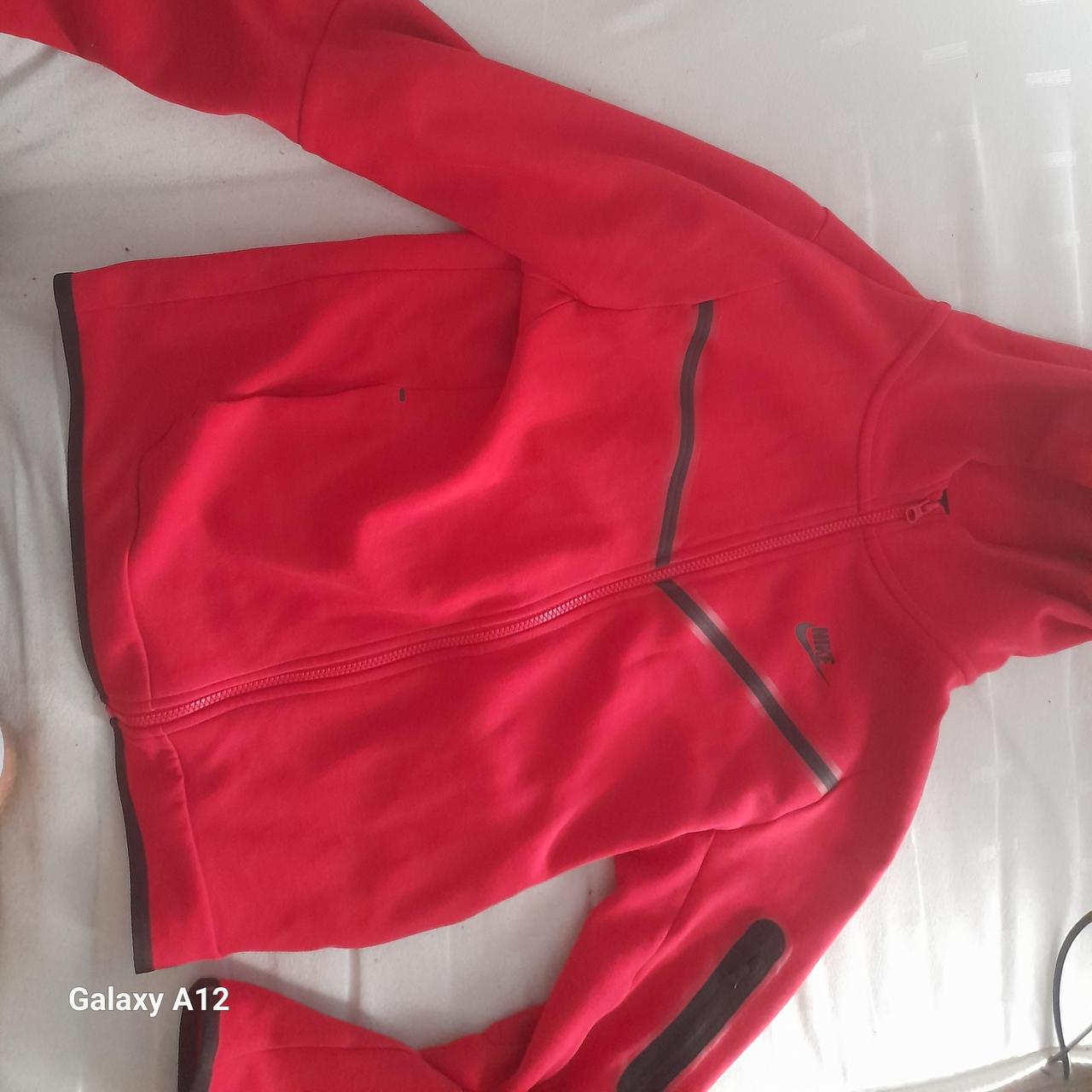 r1 tech fleece