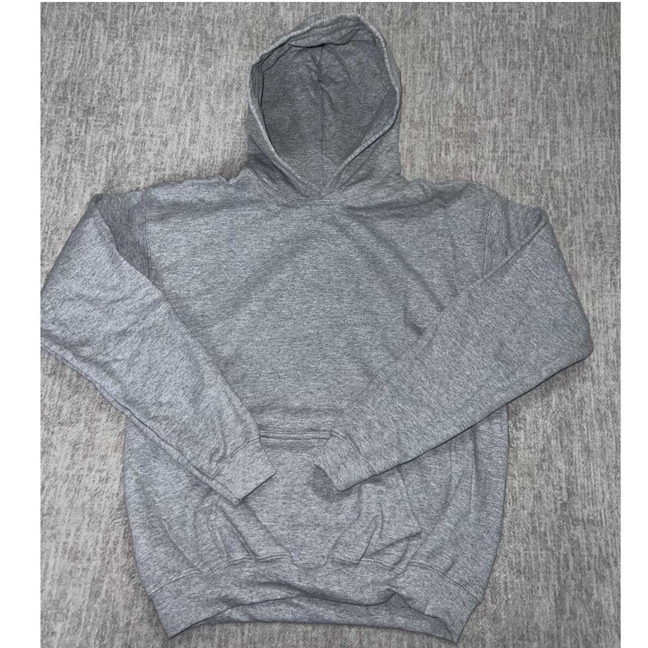 Gildan Heavyblend hoodie in Grey -Size XL IN KIDS.... - Depop