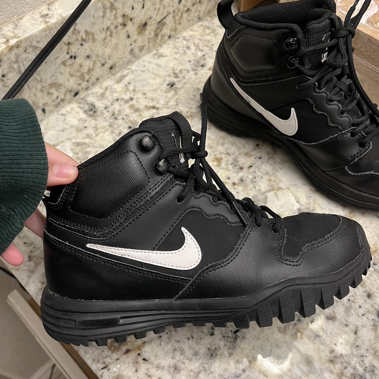 womensnike boots