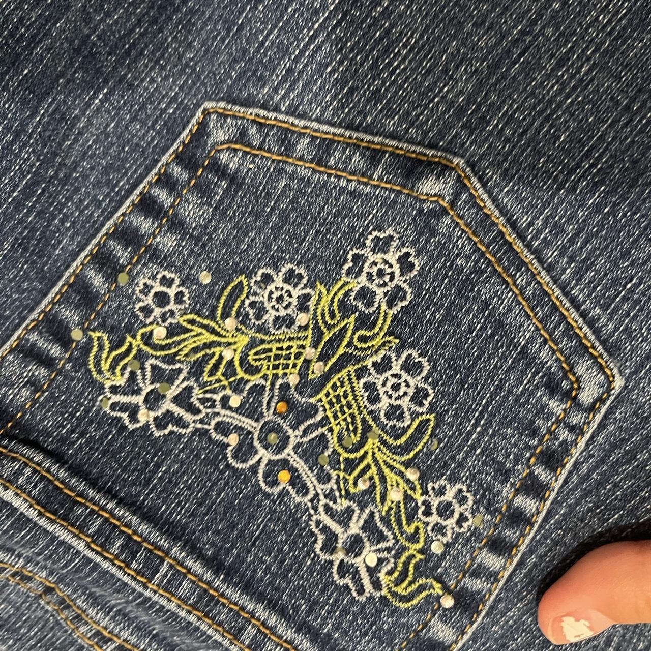 Women's Navy and Khaki Jeans Depop