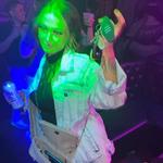 y2kween86's profile picture