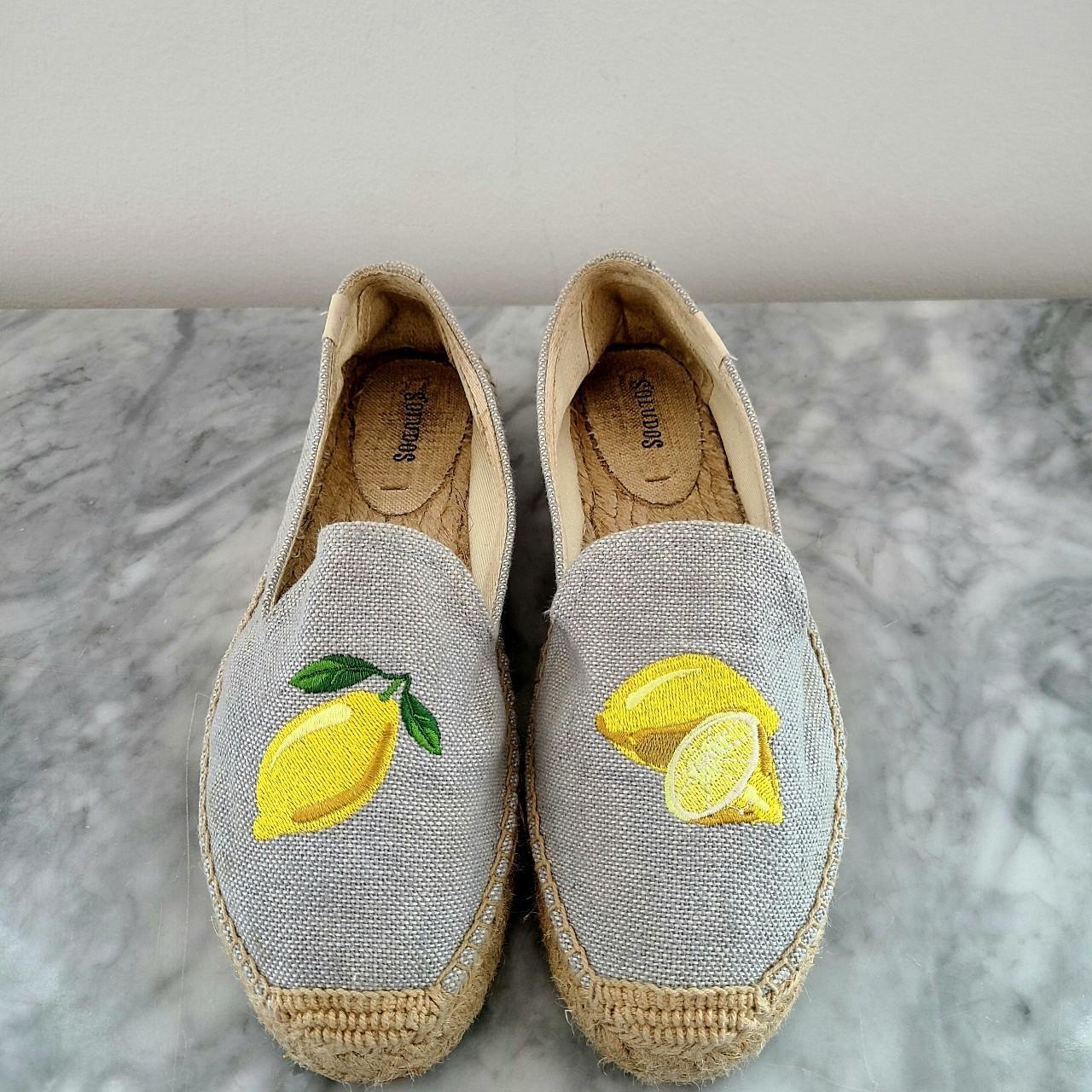 Soludos lemon platform store smoking slipper