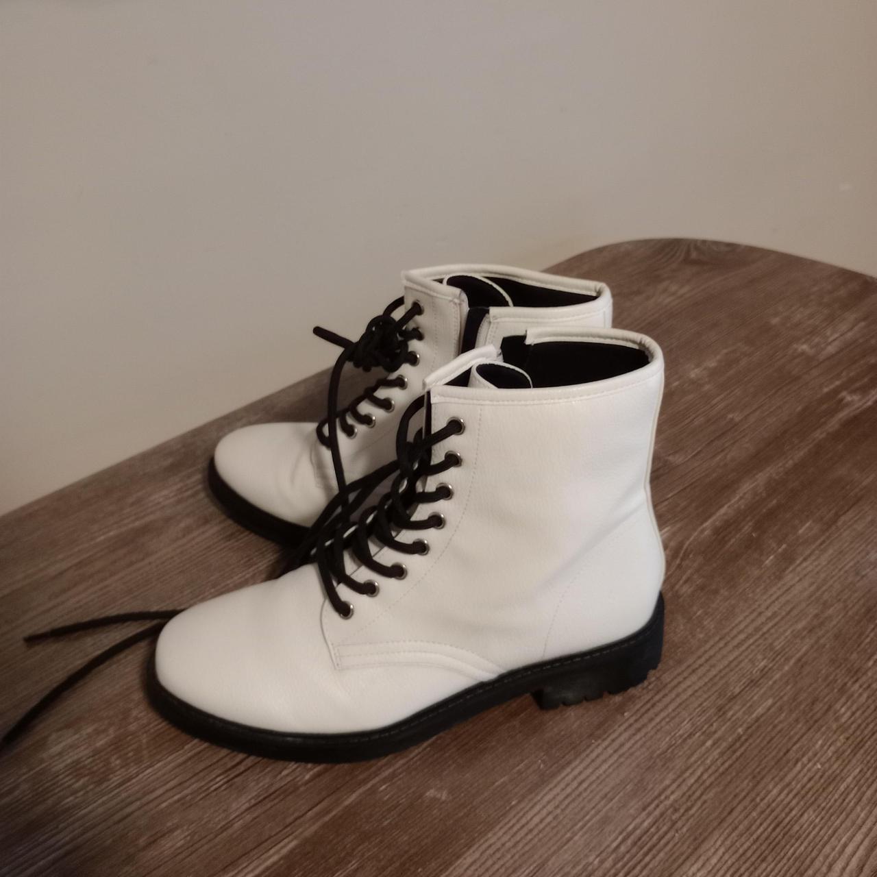 Esprit store combat boots